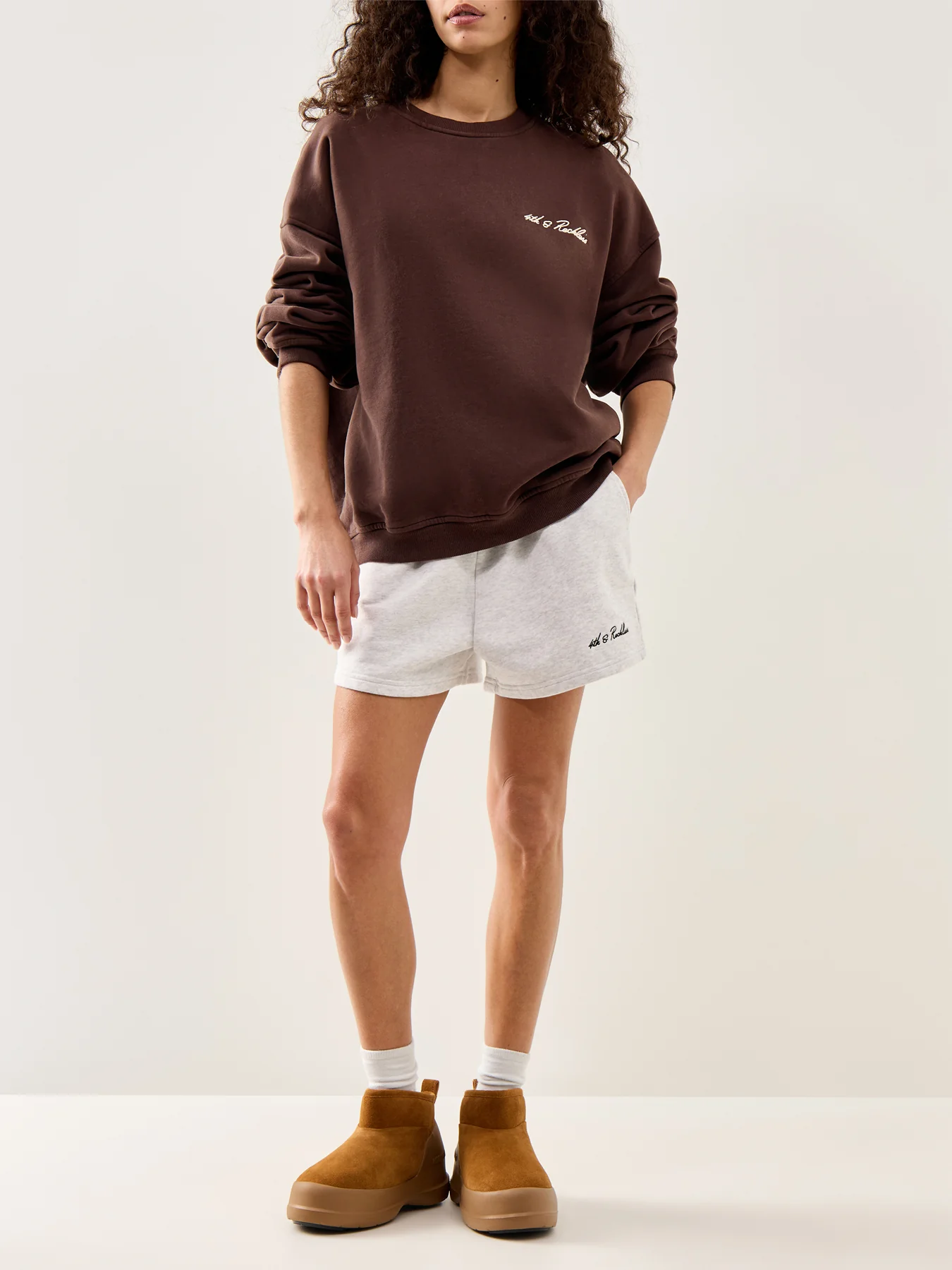 Fillipa Sweat Brown - Image 2