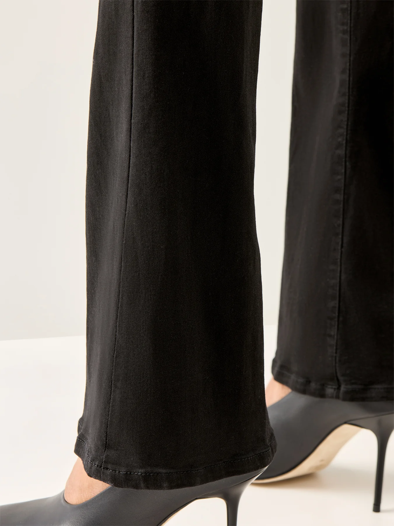 Bootcut Bair Eco Rinsed Black Jeans Black - Image 3