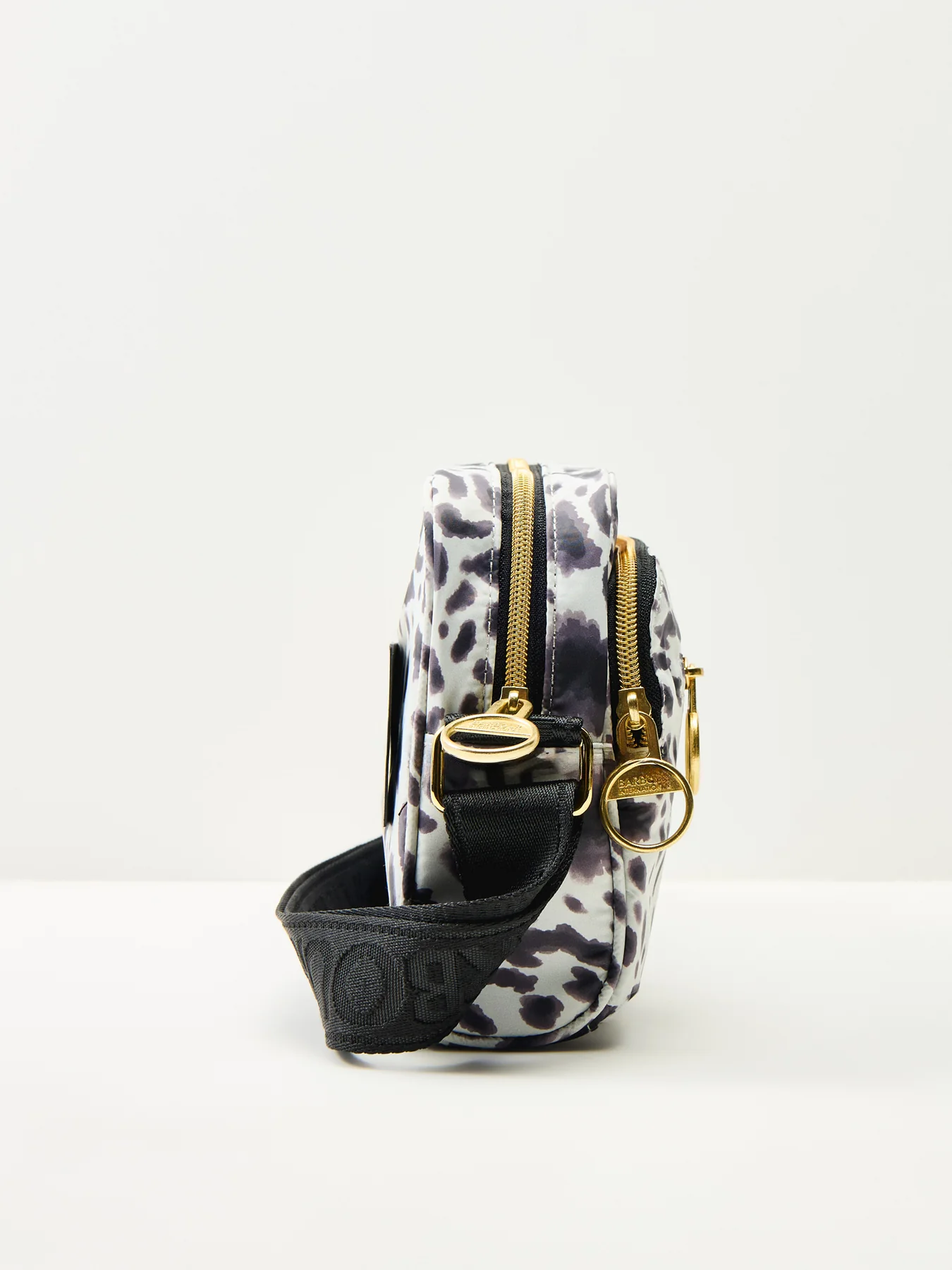 Boulevard Crossbody Bag Leopard Print - Image 4