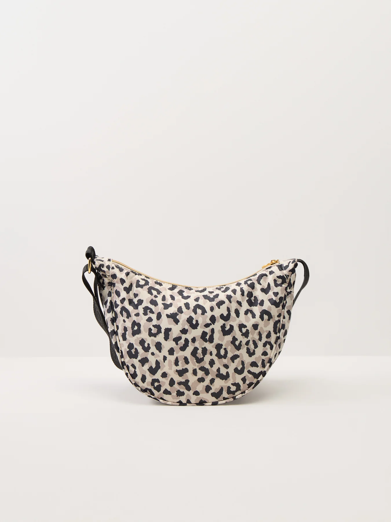 Boulevard Sling Bag Jasmine Leopard - Image 3