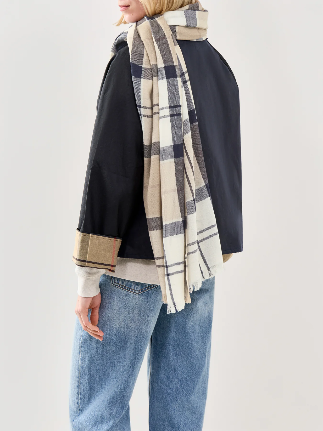 Abigail Tartan Scarf Navy - Image 2