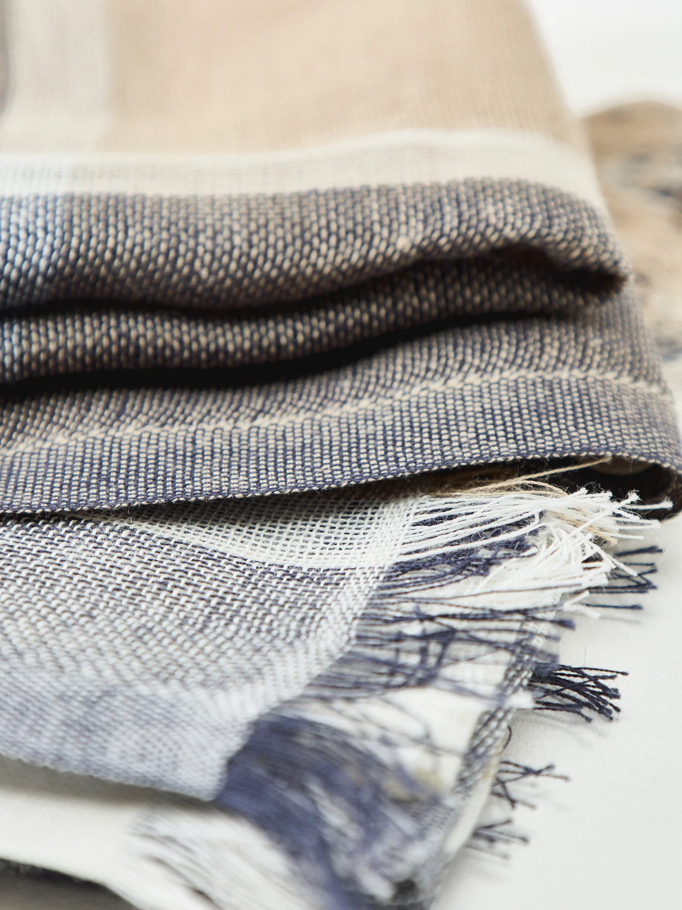 Abigail Tartan Scarf Navy - Image 3