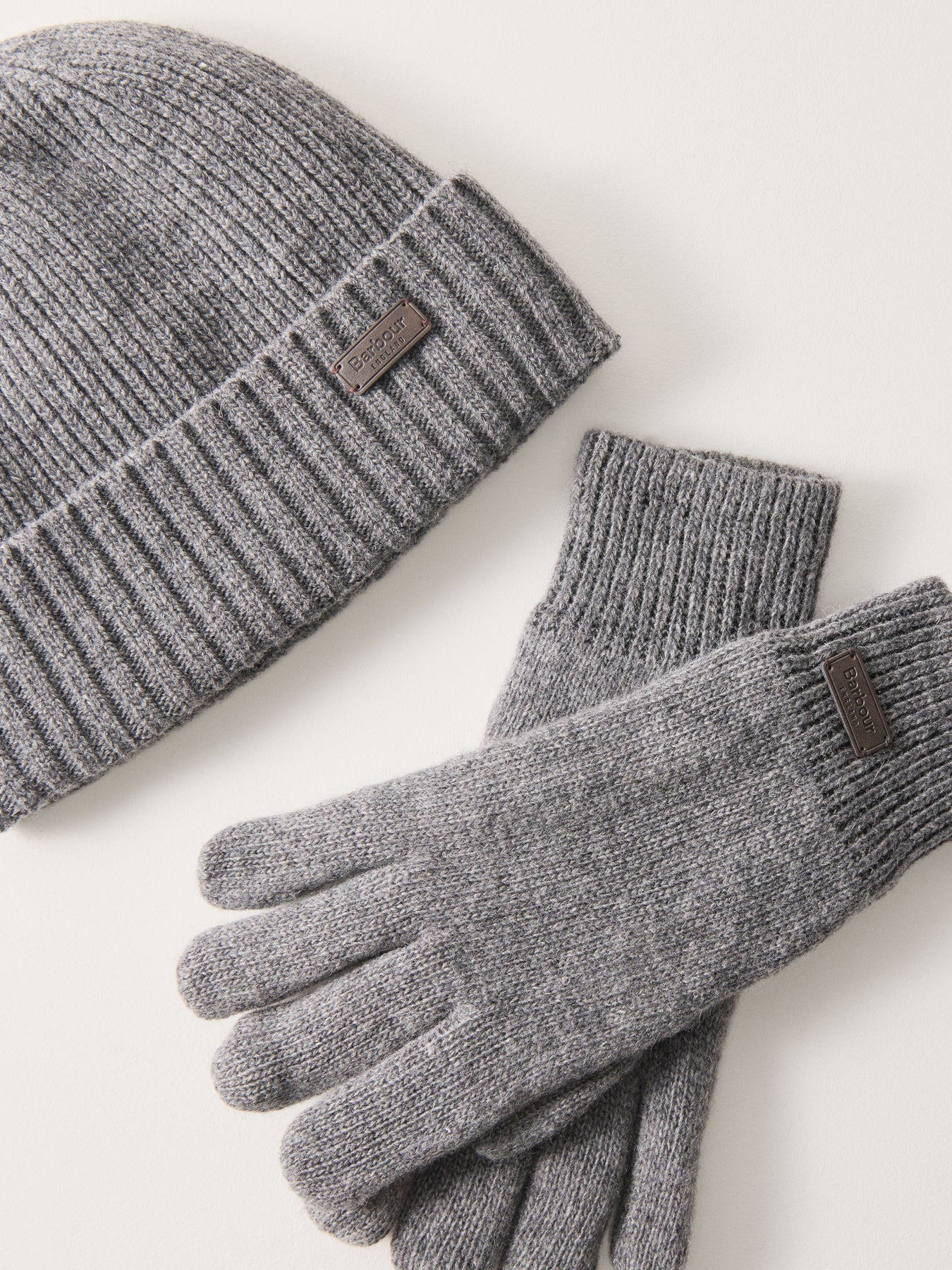 Barbour Carlton Beanie & Gloves Gift Set Grey - Image 2