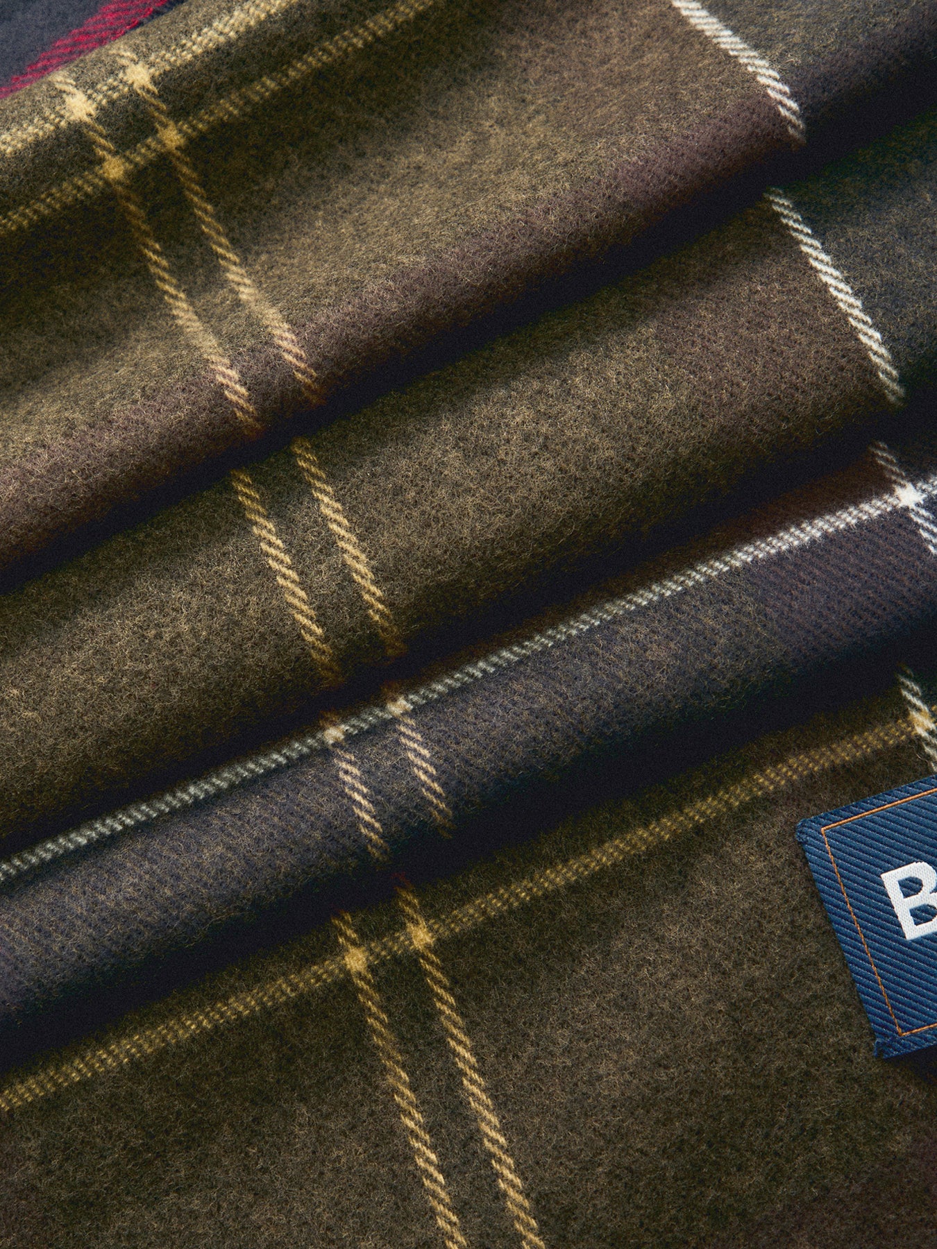 Galingale Tartan Scarf - Image 3