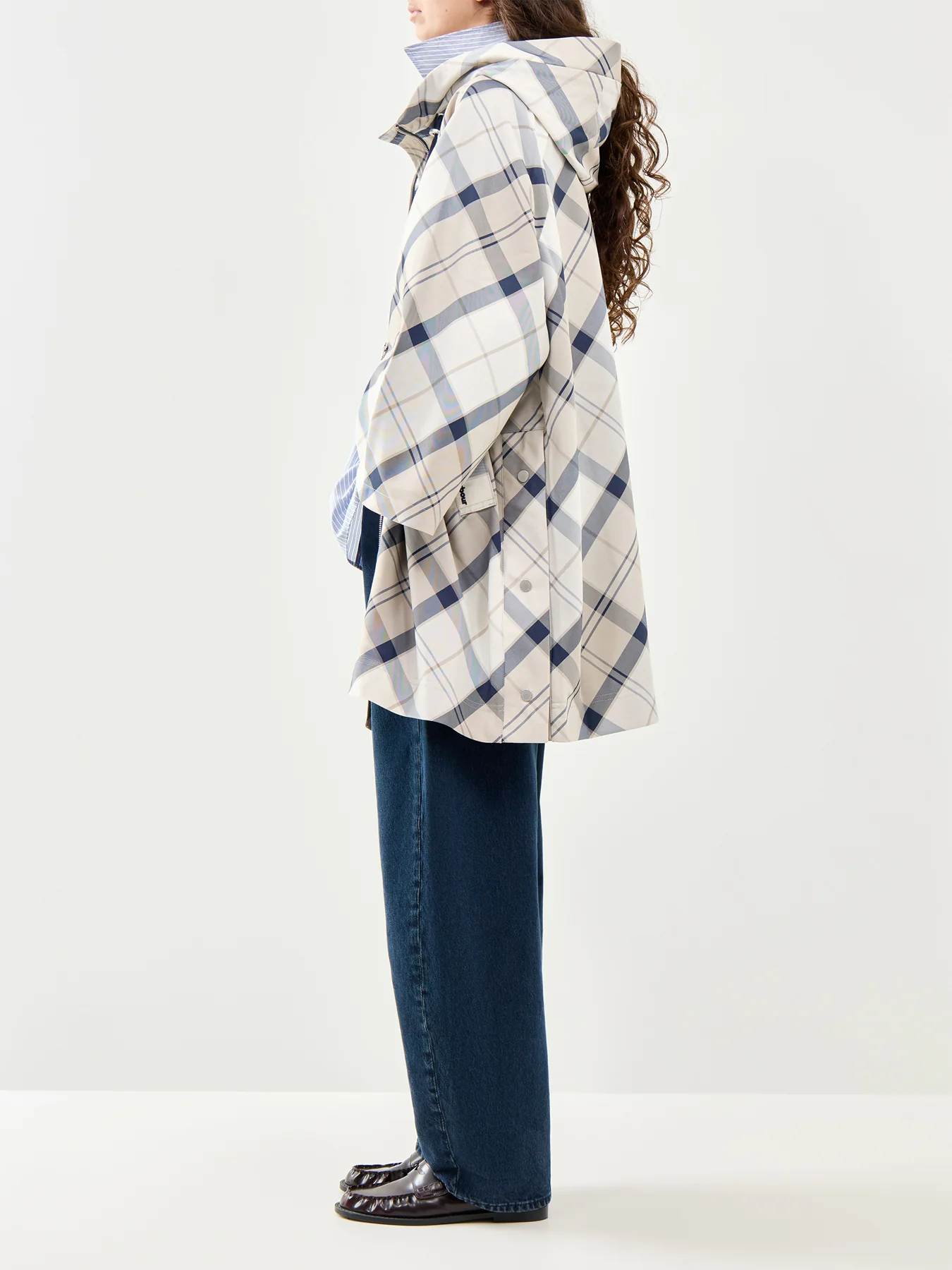 Kinsale Tartan Showerproof Cape Navy - Image 2