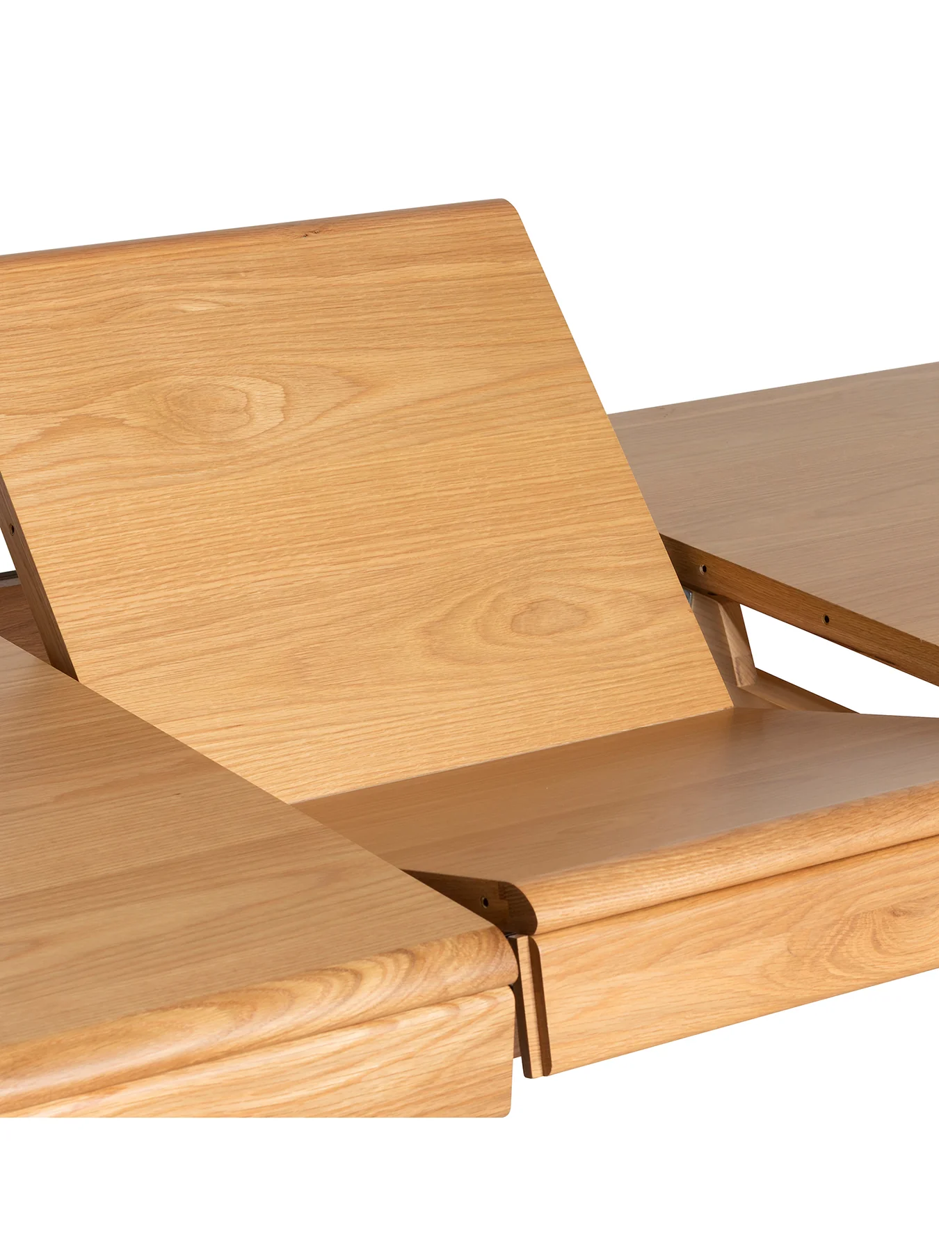 Maddison Oak Extending Dining Table - Image 3