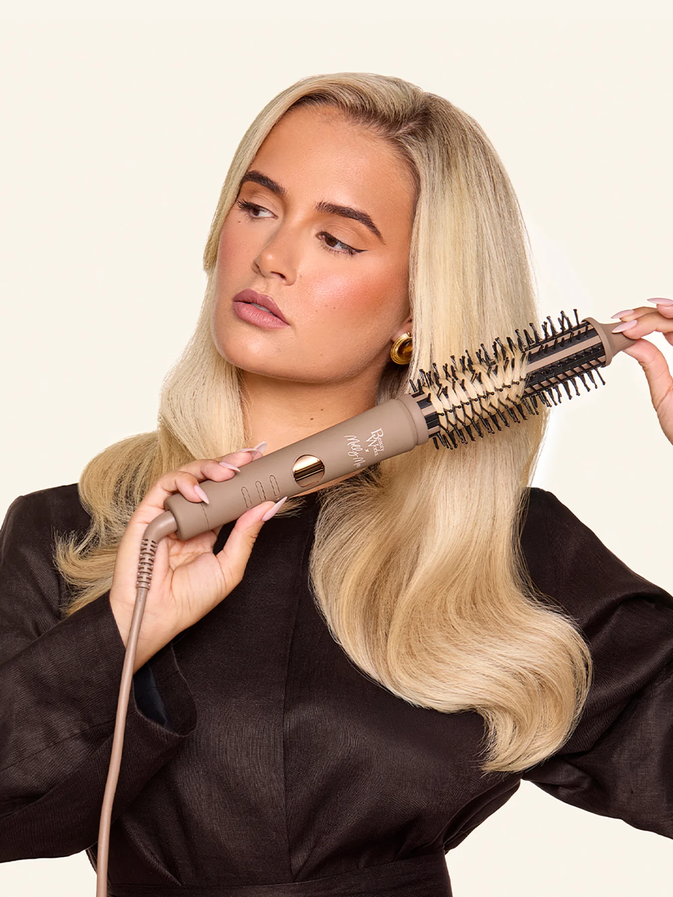 Beauty Works Molly Mae Hot Brush - Image 4
