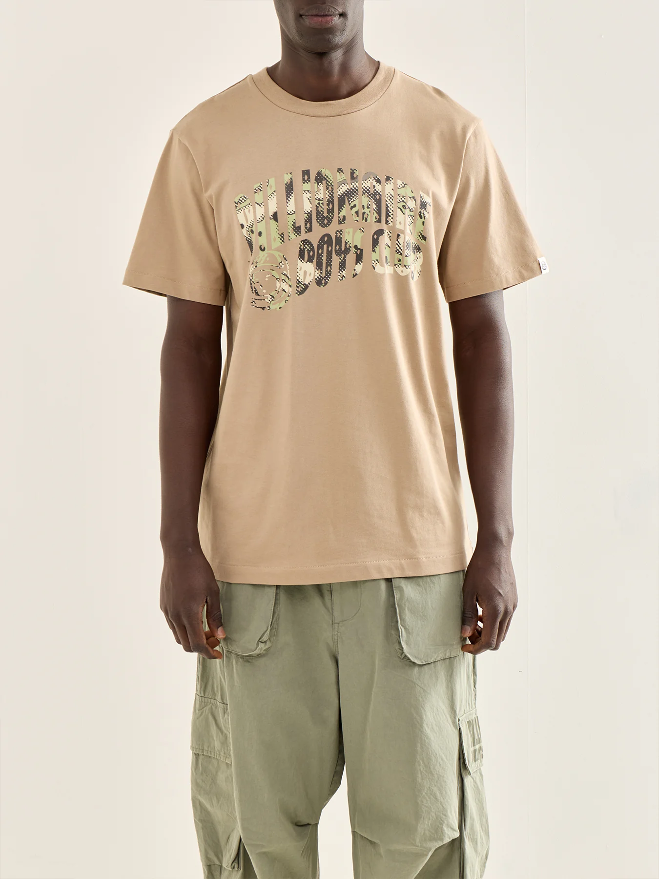 Overlay Camo Fill Arch Logo T-Shirt - Image 4