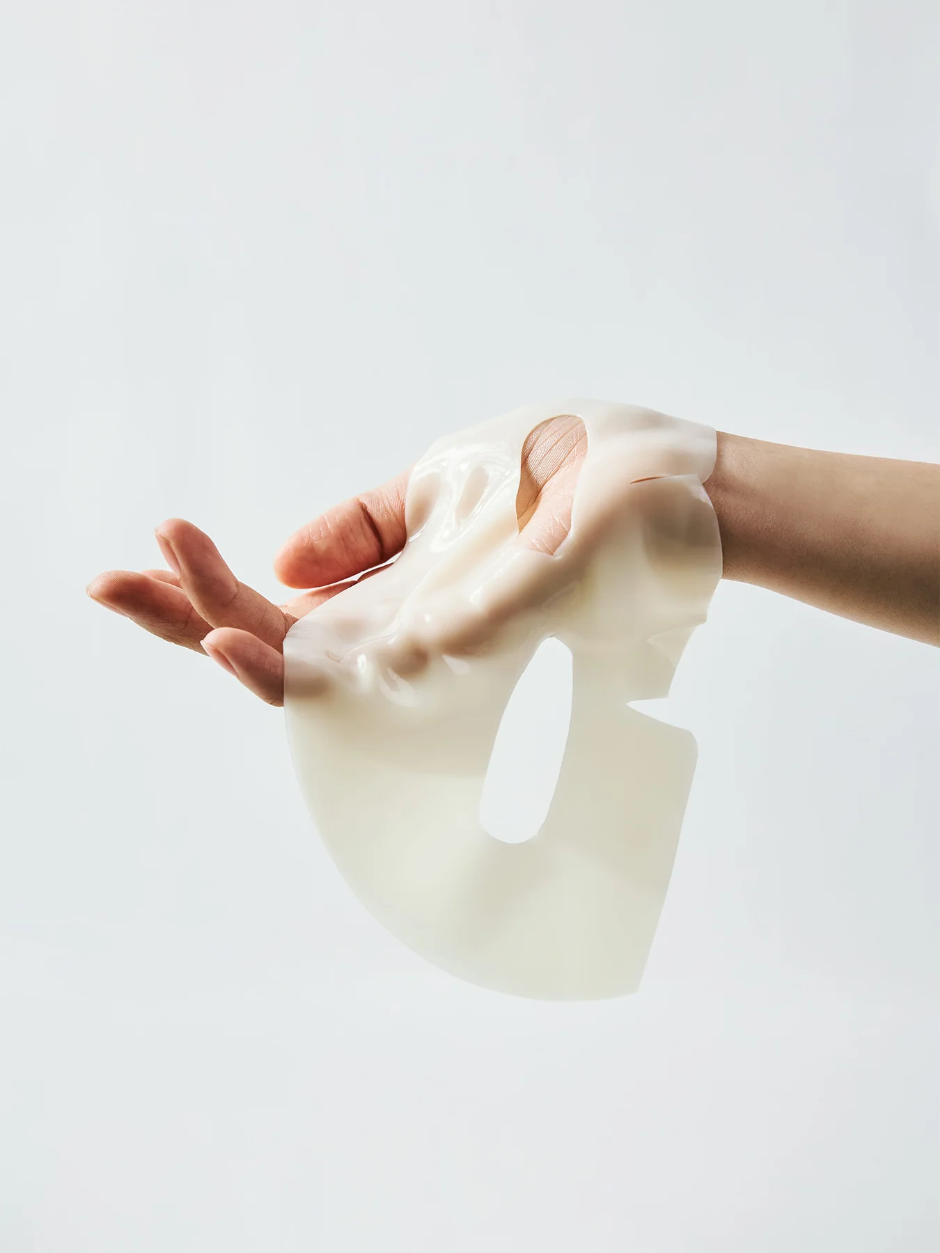Radiant Vita Niacinamide Sheet Mask - Image 2