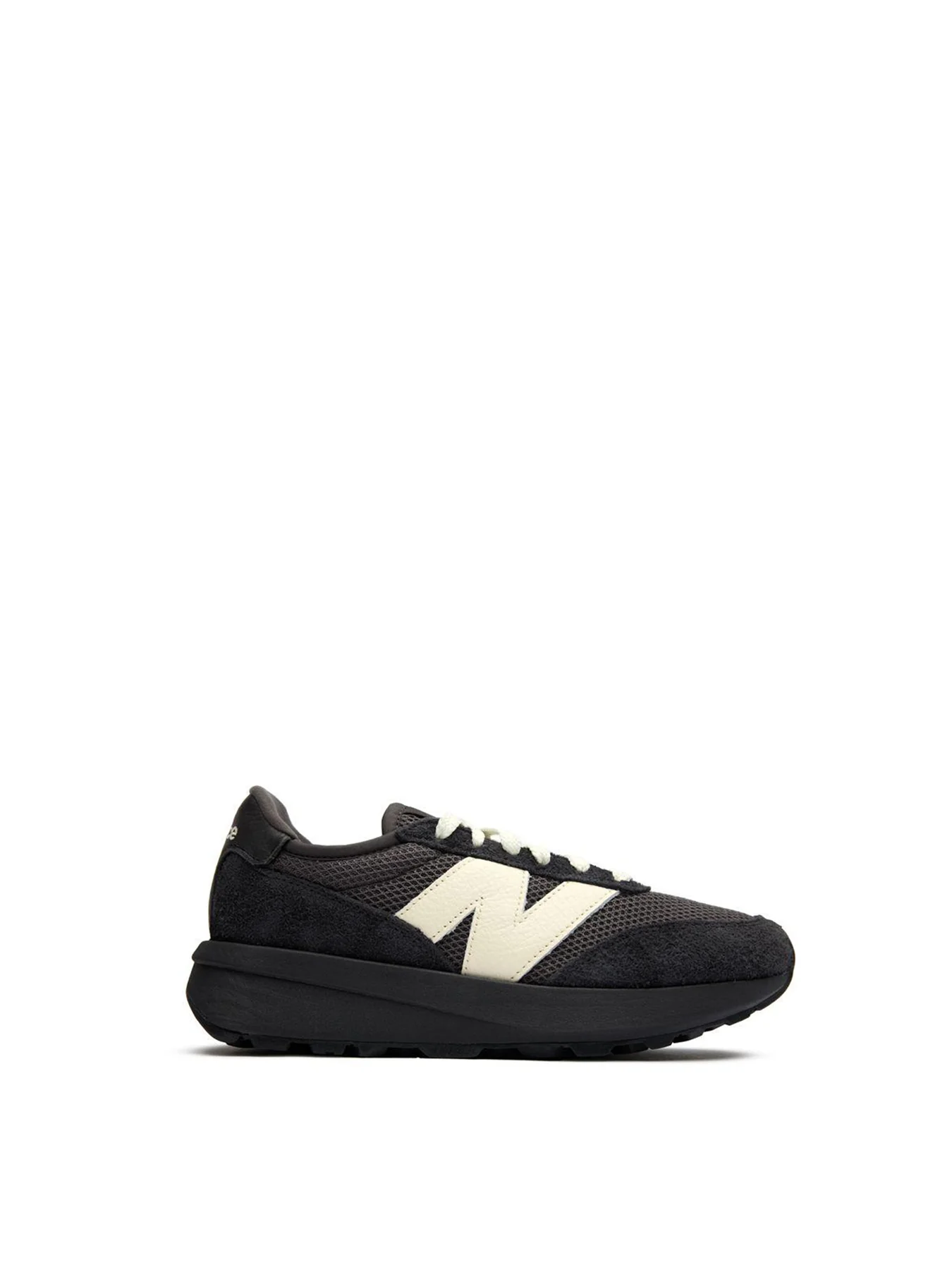 370 Trainers Black