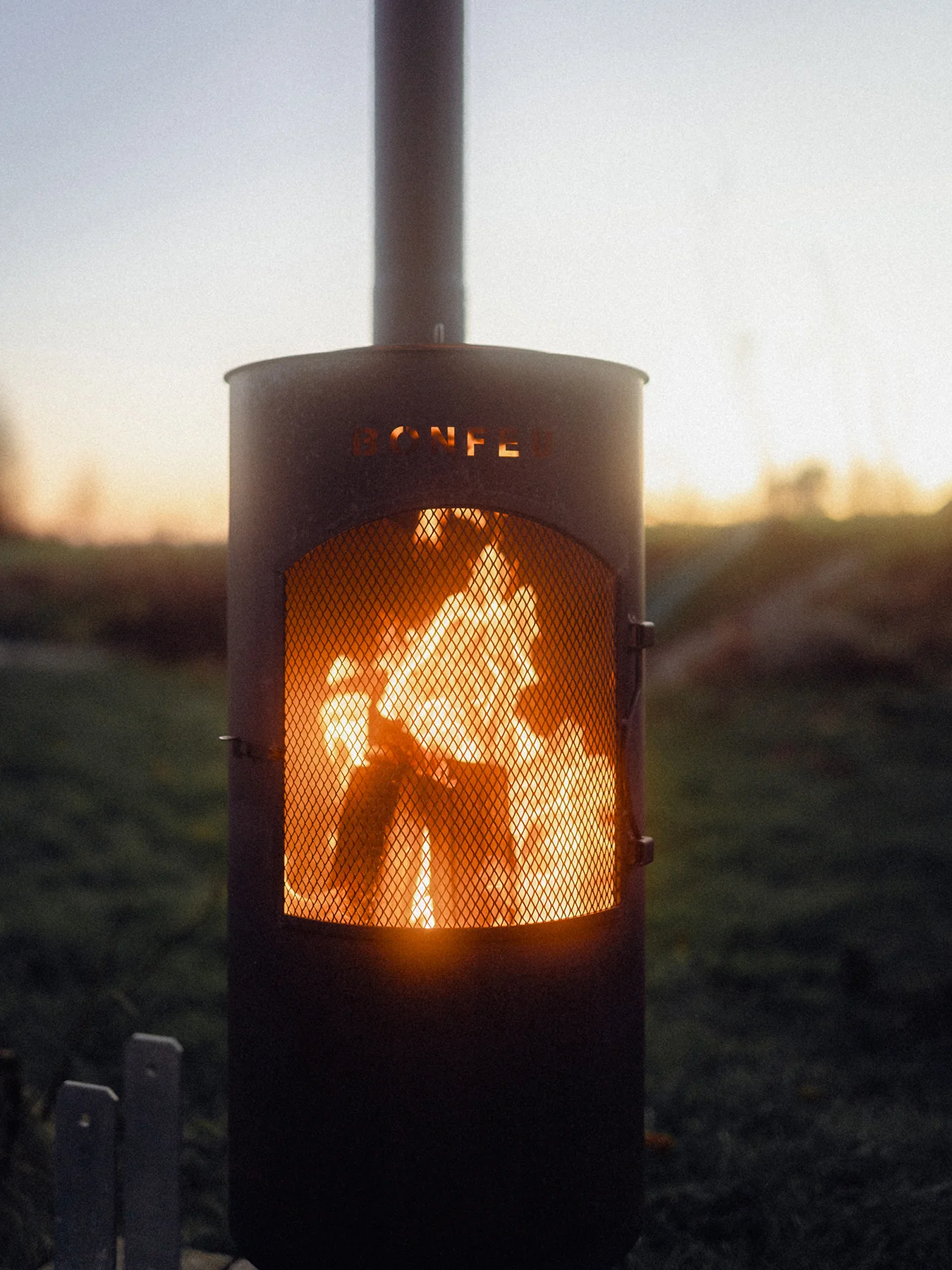 BonTino Outdoor Fireplace Black - Image 3