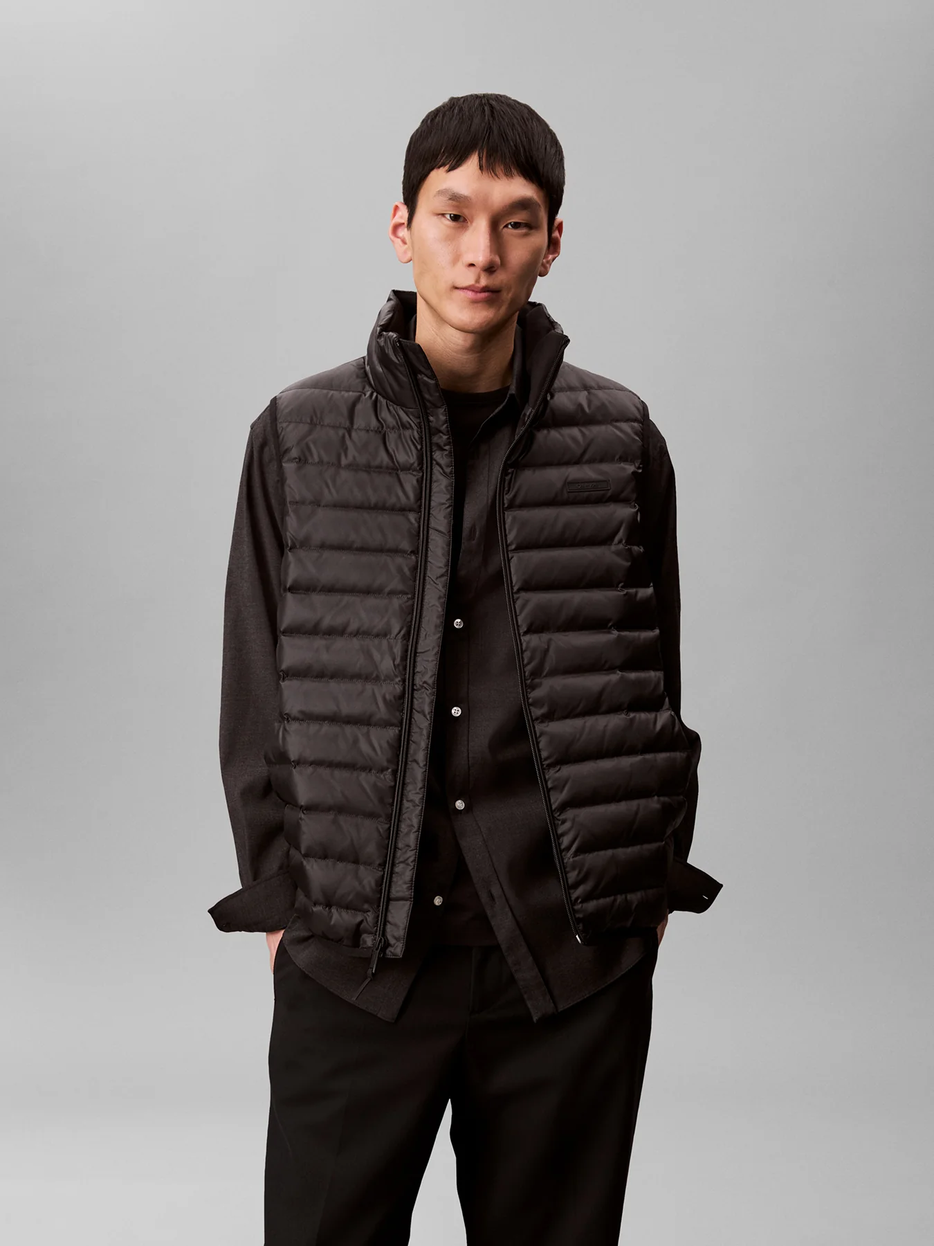 Sleeveless Nylon Vest Black - Image 4
