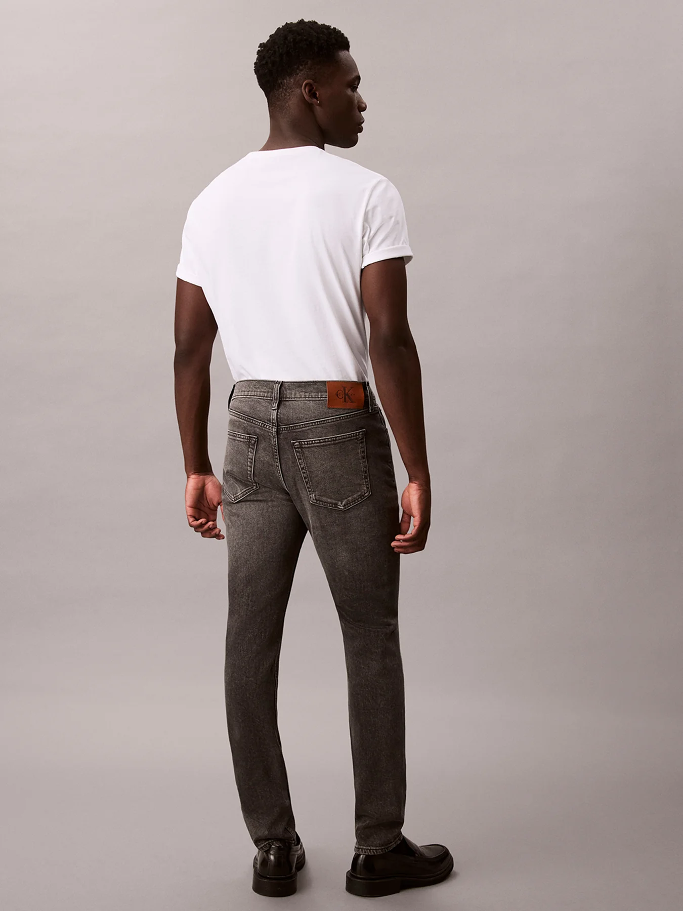 Slim Taper Jeans Grey - Image 4