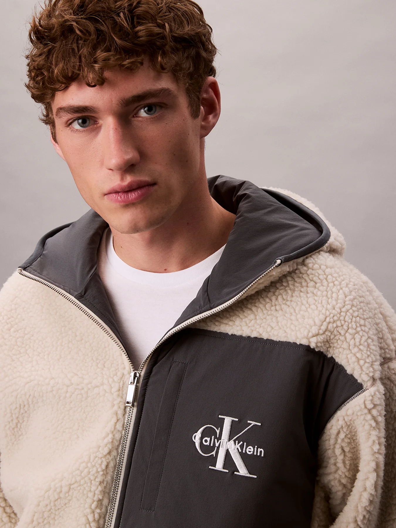 Sherpa Zip Hoodie White - Image 3