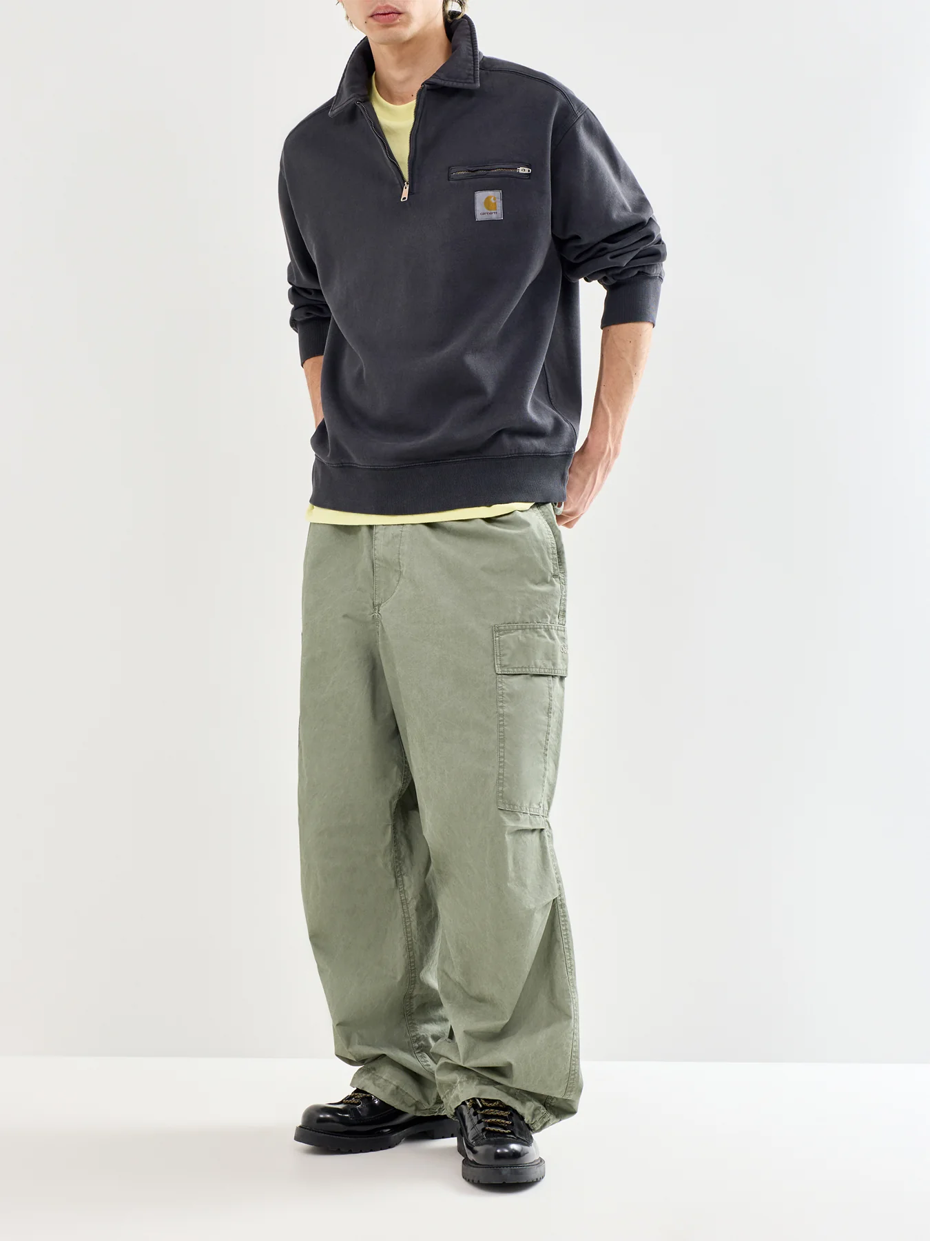 Half Zip Sweatshirt Black - Image 2