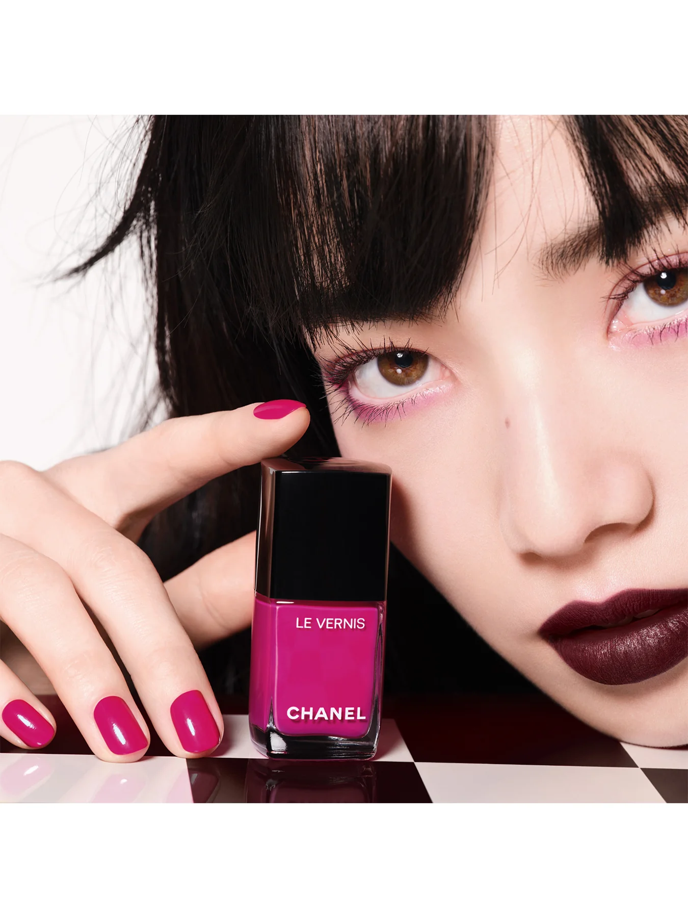 Le Vernis Nail Polish - Image 92