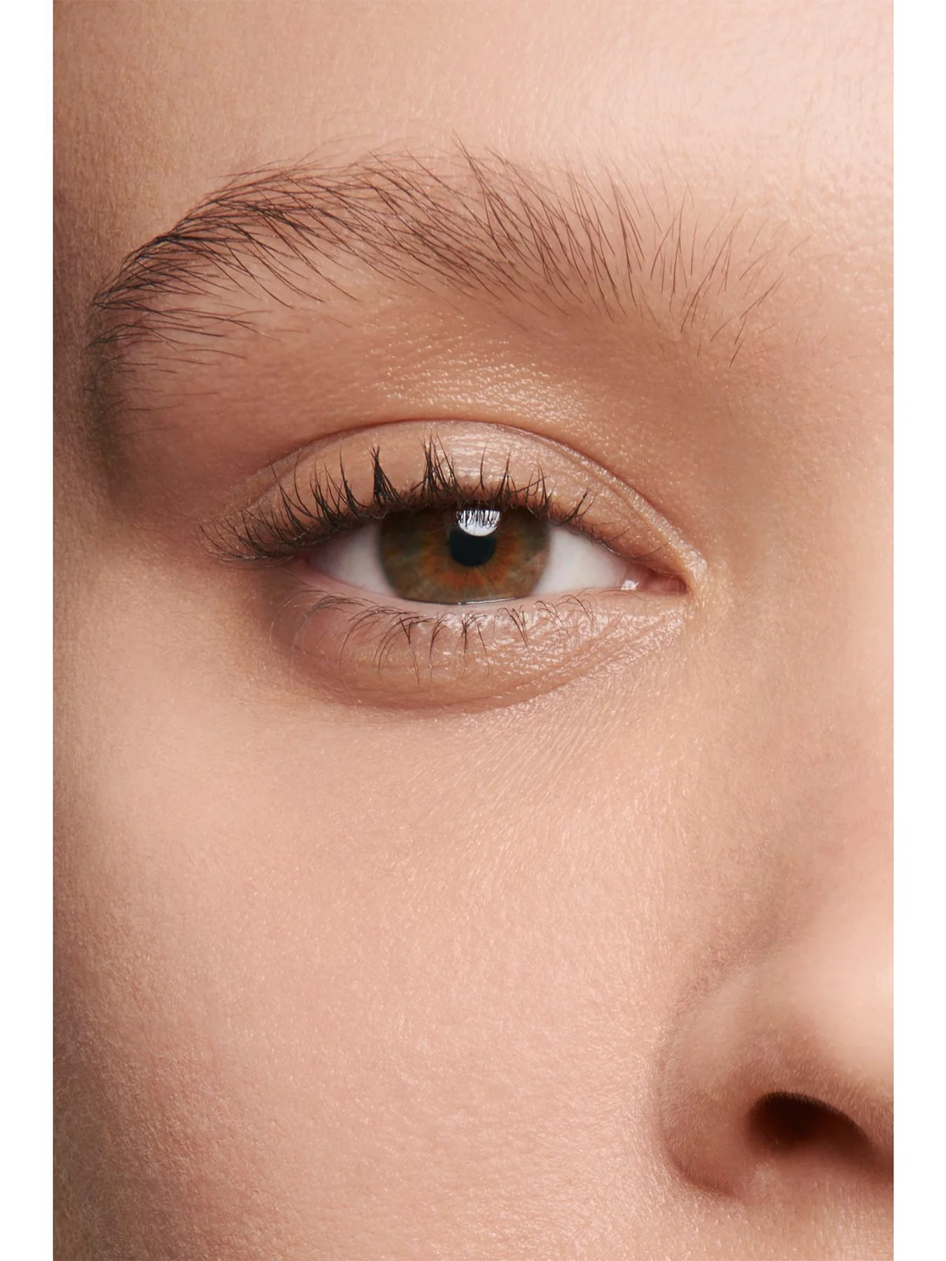 Les Beiges Serum Concealer - Image 15