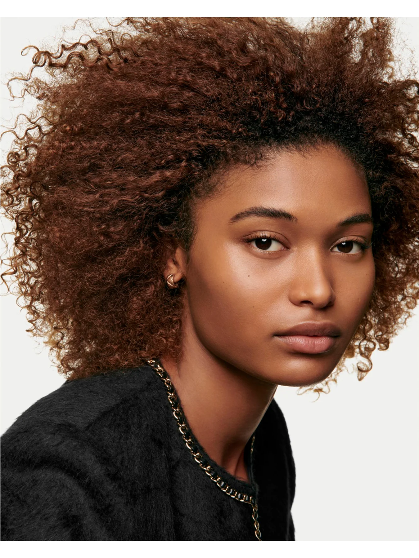 Sublimage L'Essence De Teint Ultimate Radiance-Generating Serum Foundation - Image 30