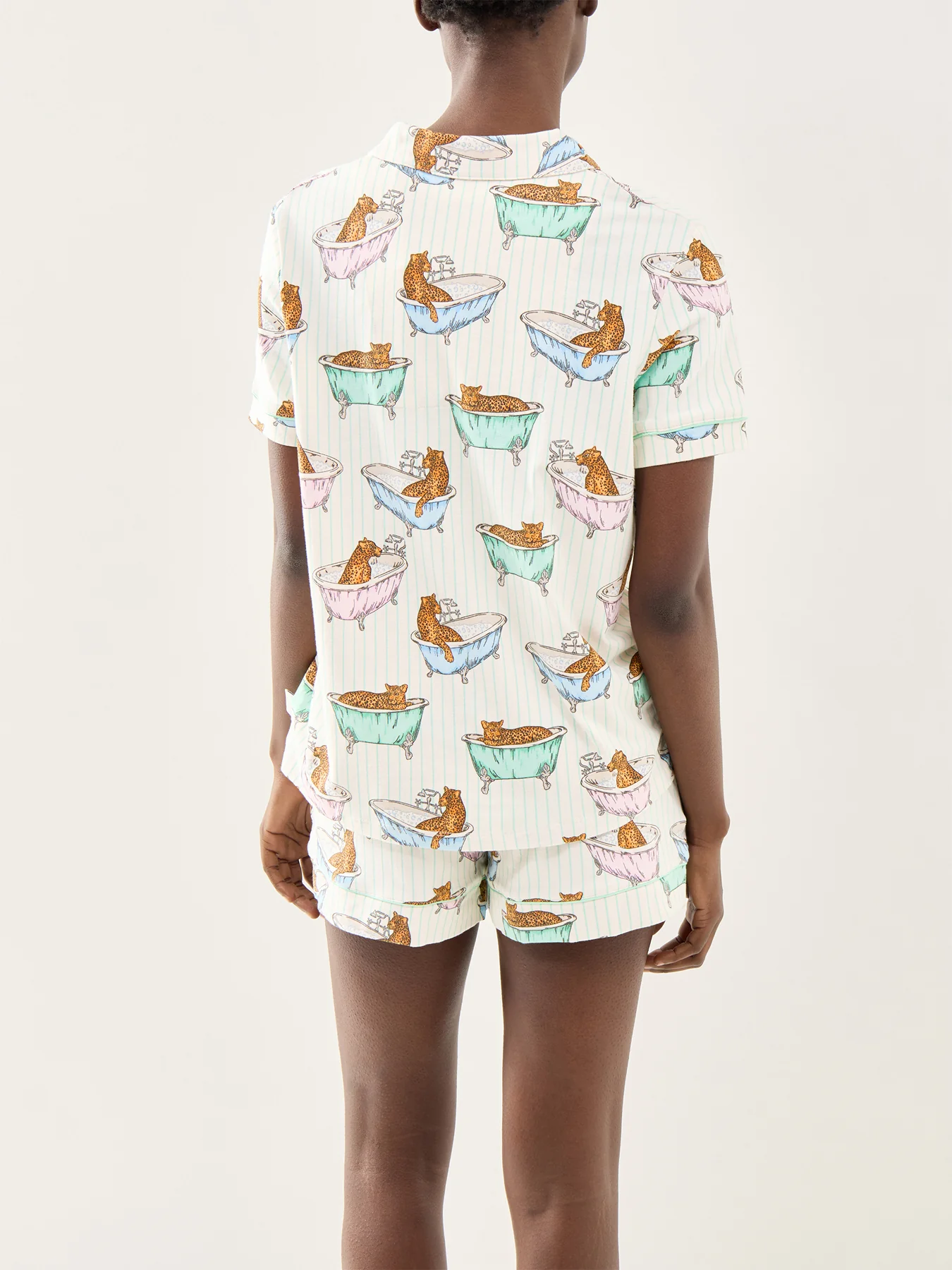 Bathtime Leopards V Neck Button Up Short PJ Set Green - Image 3