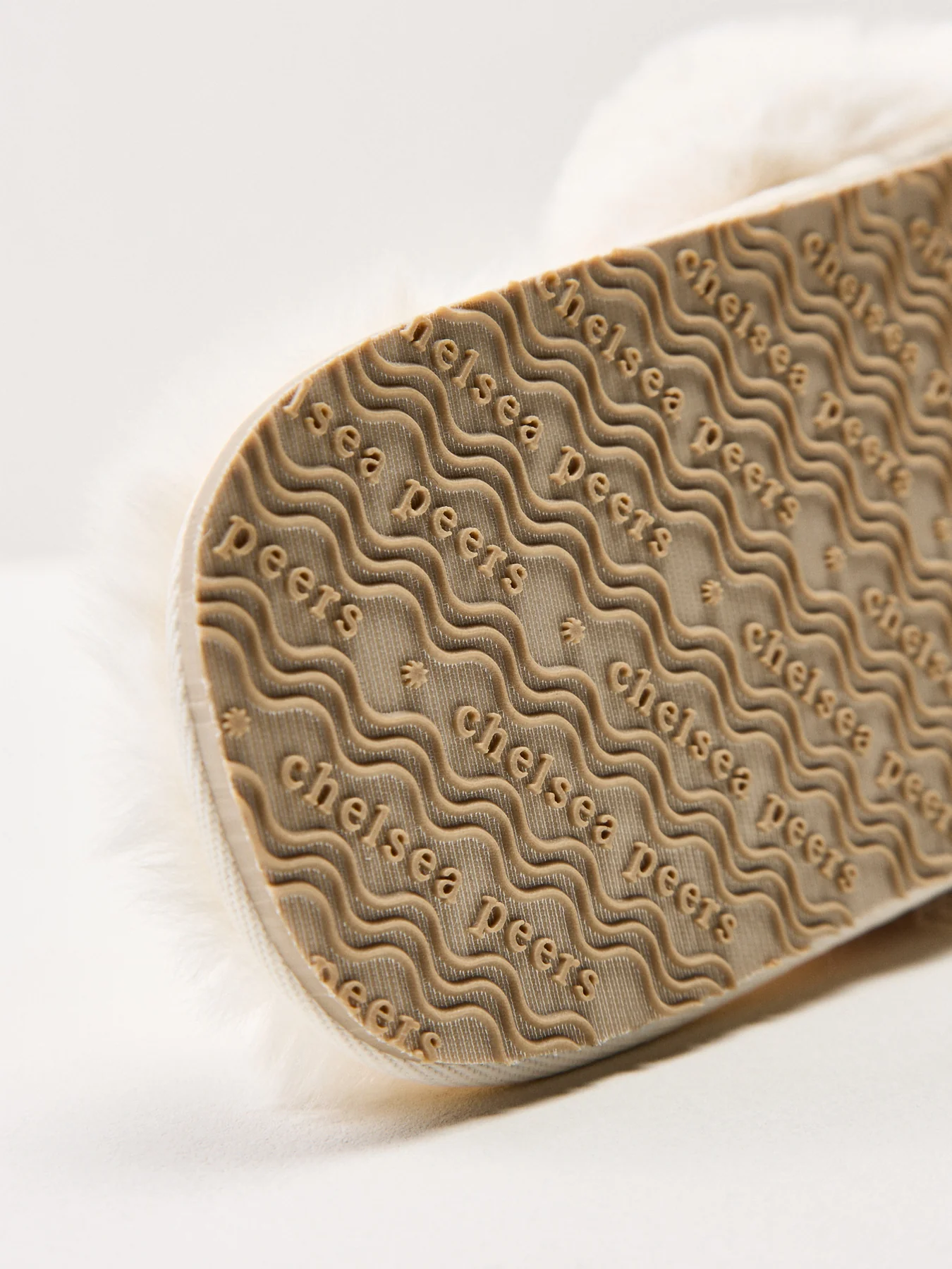 Faux Fur Slippers Beige - Image 3