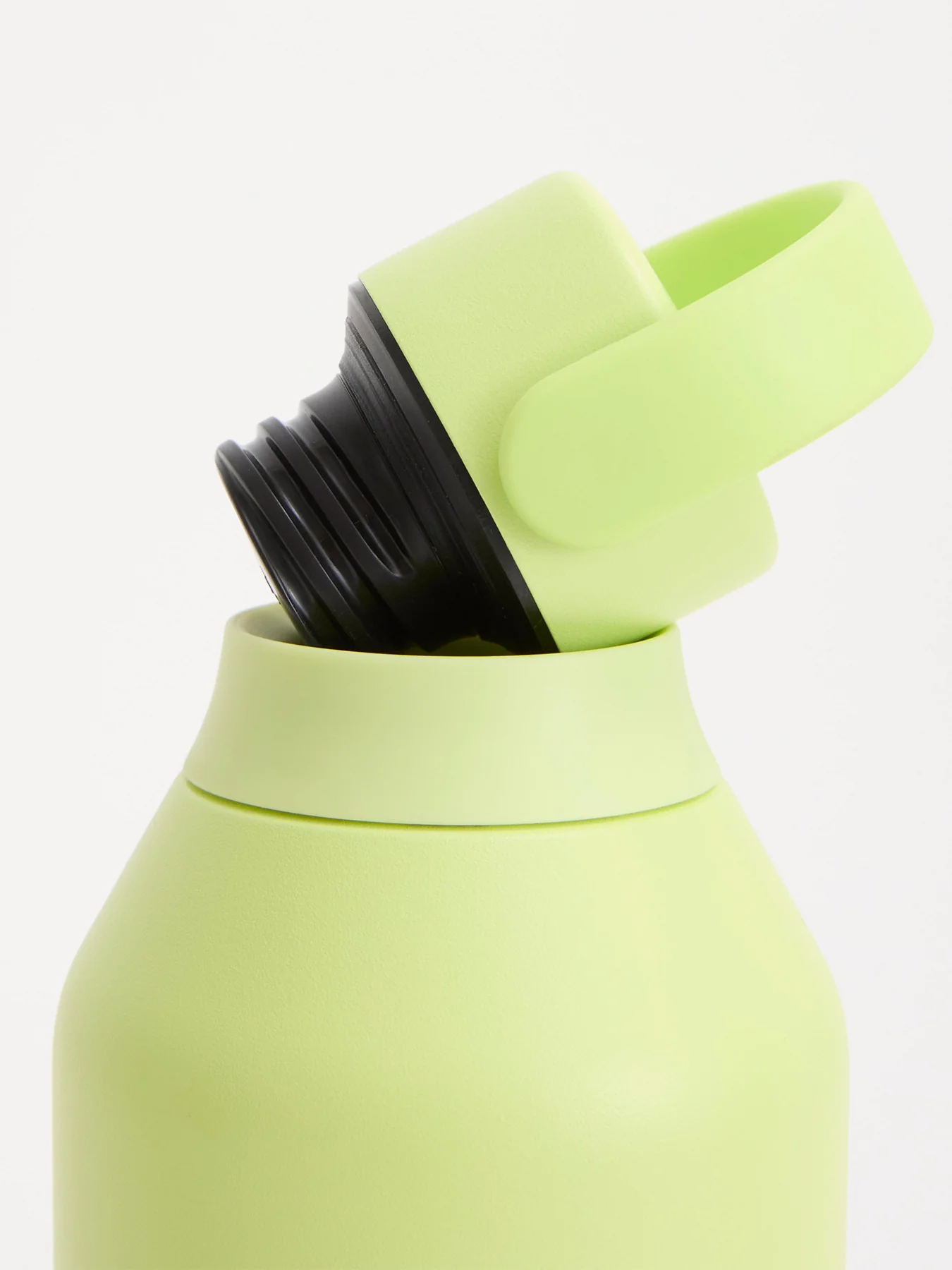 Series 3 Bottle 350ml Limelite - Image 3