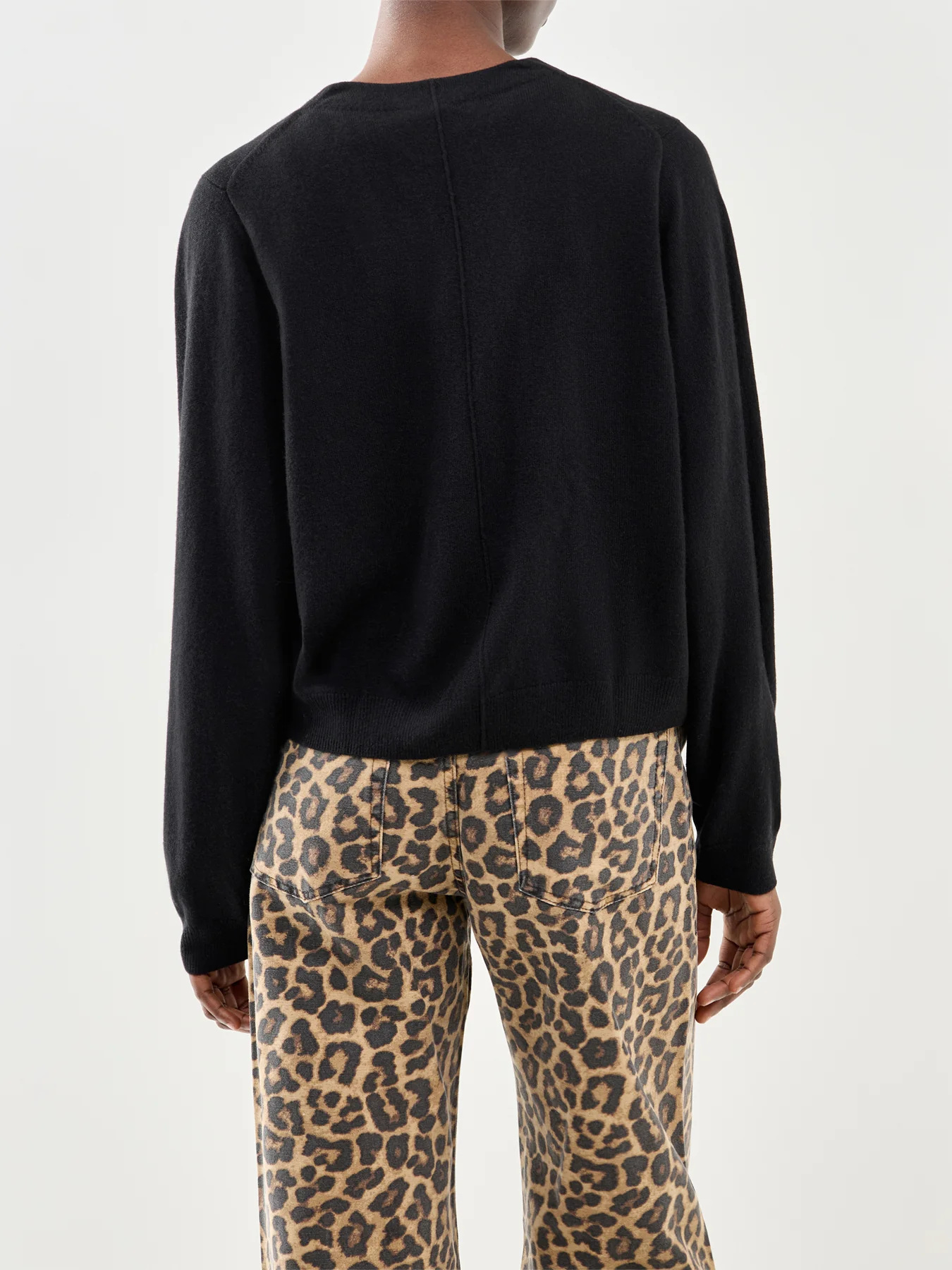 Cropped Boxy Cardigan Black - Image 4