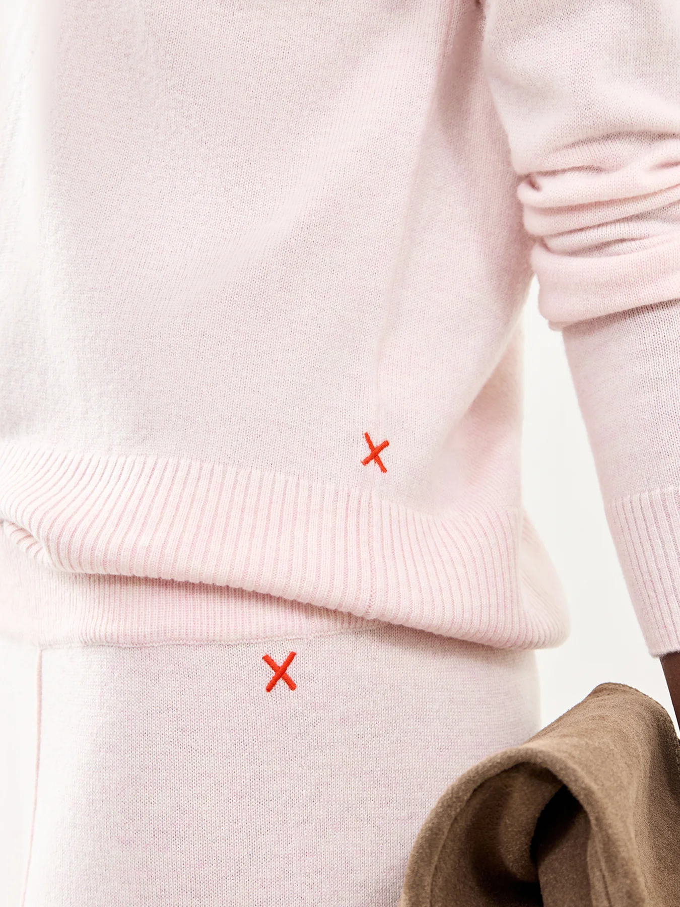 Cropped Sporty Jumper Pink - Image 3