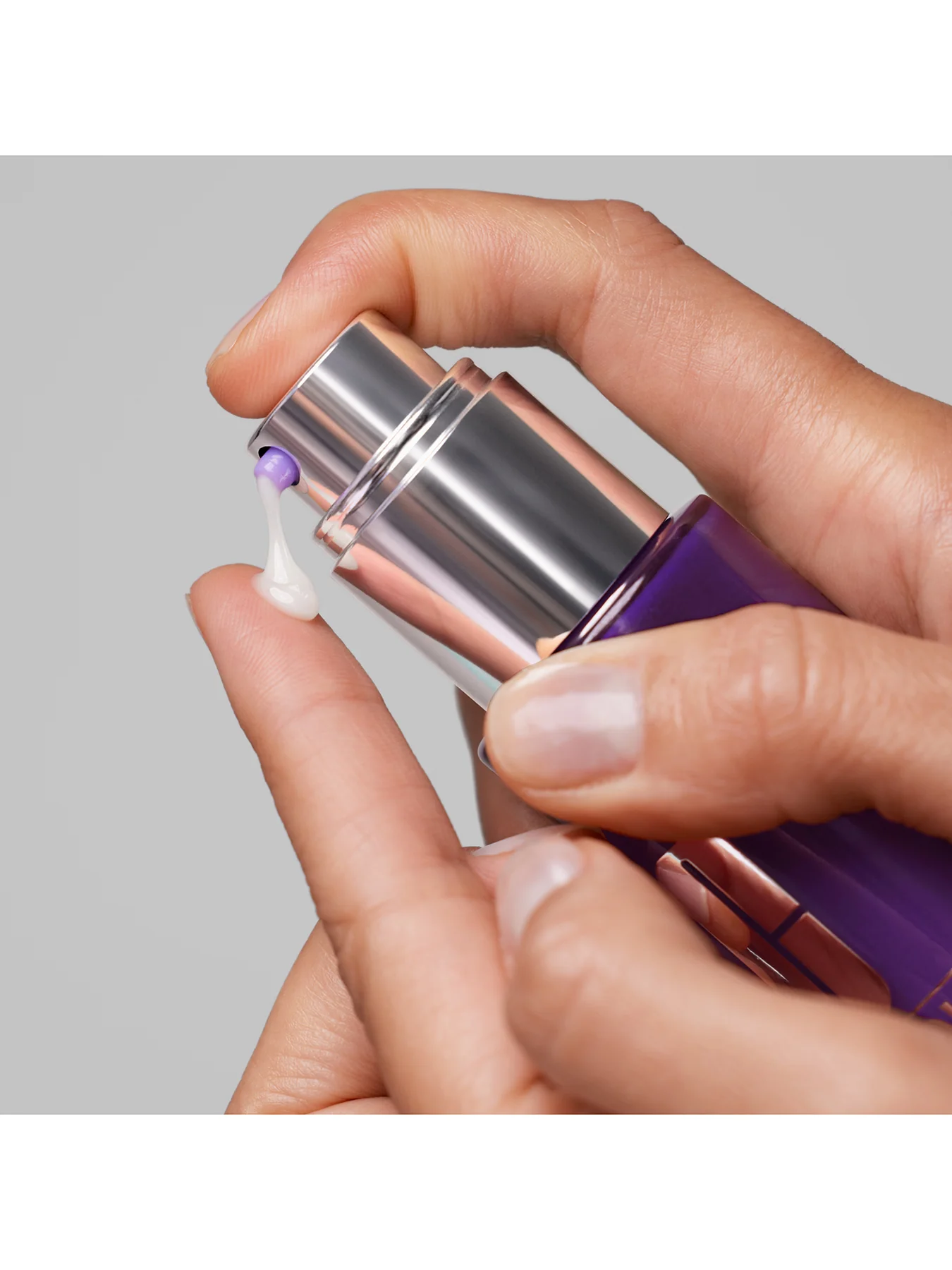 Smart Clinical Repair Wrinkle-Fighting Skincare Set - Image 4
