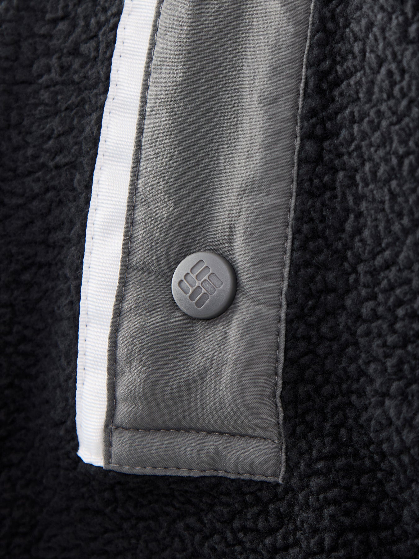 Helvetia Half Snap Black - Image 3