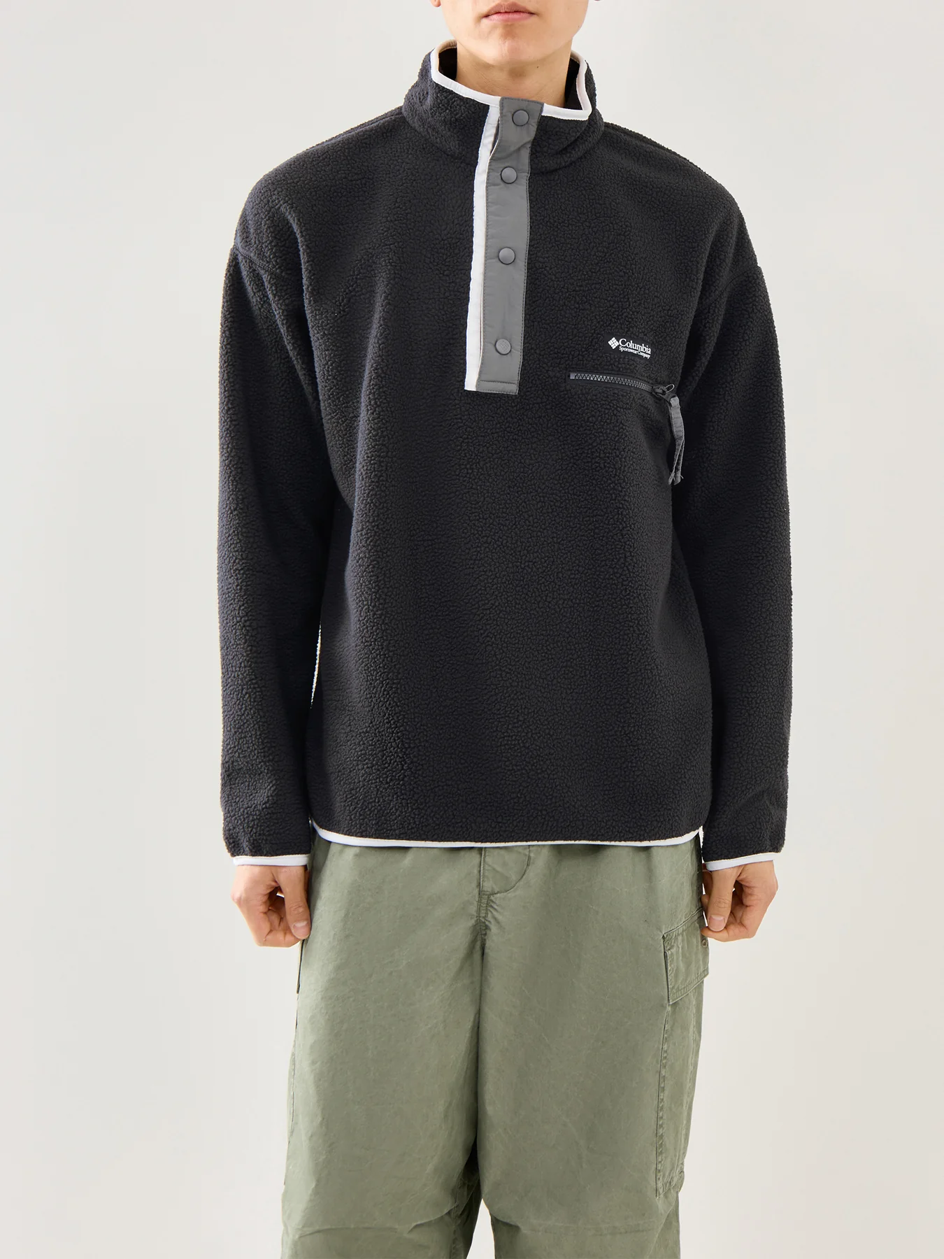 Helvetia Half Snap Black - Image 4