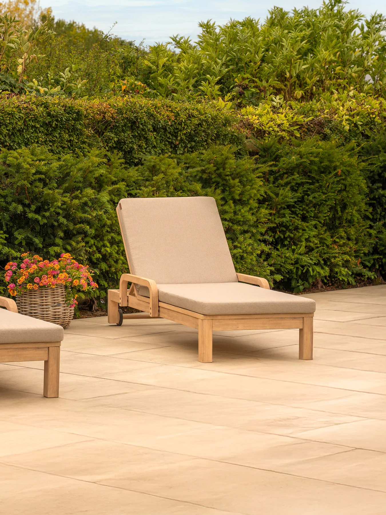 Cora Rope Garden Sun Lounger Cream - Image 2