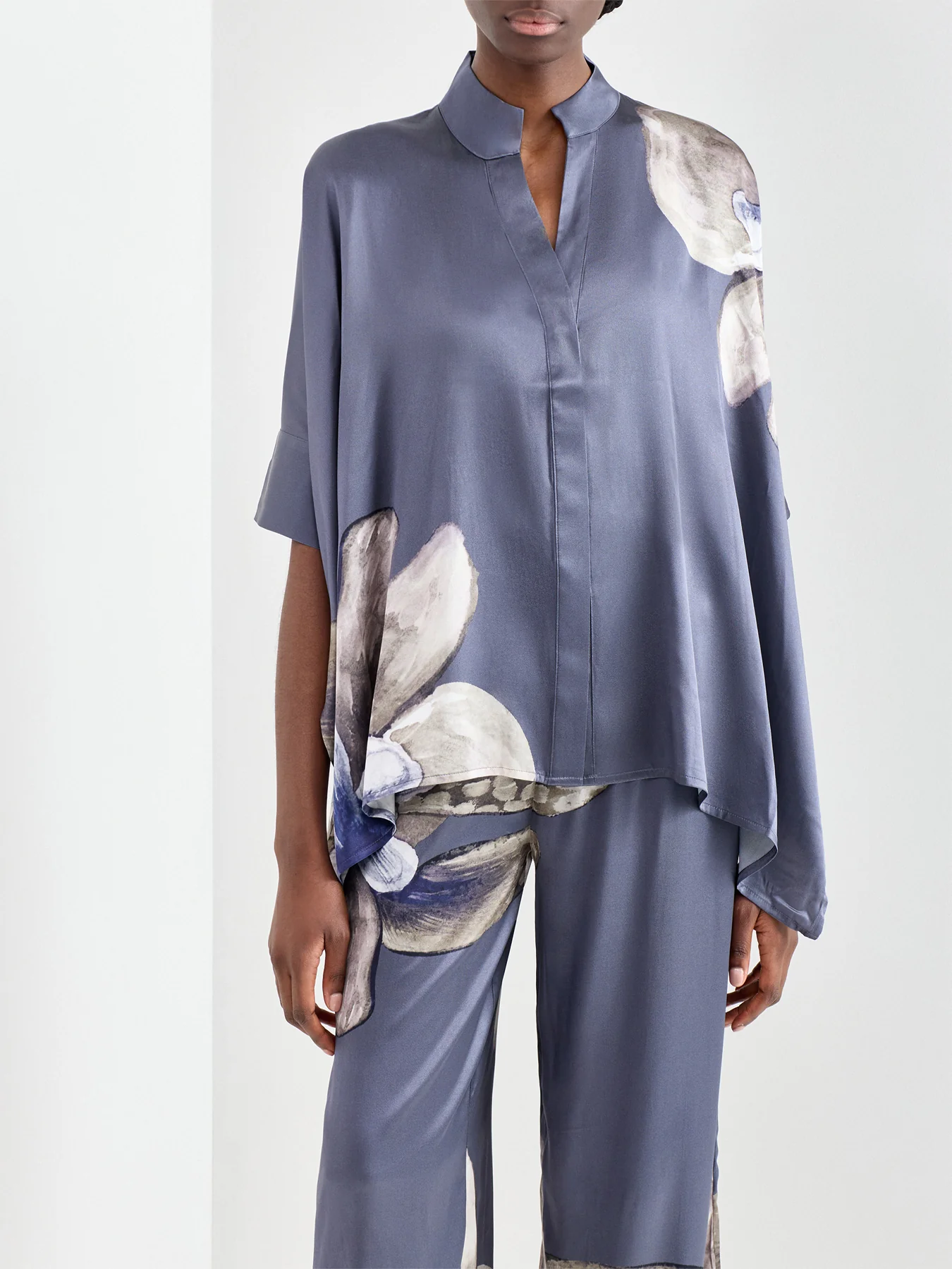Mandy Silk Blouse Grey - Image 4