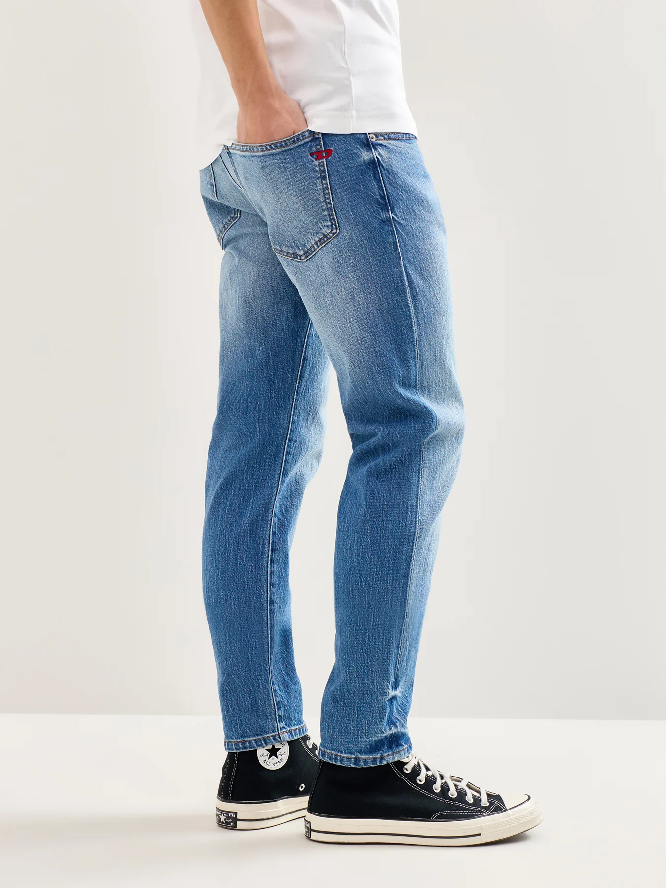 2019 D-Strukt Slim Fit Jeans Blue - Image 5