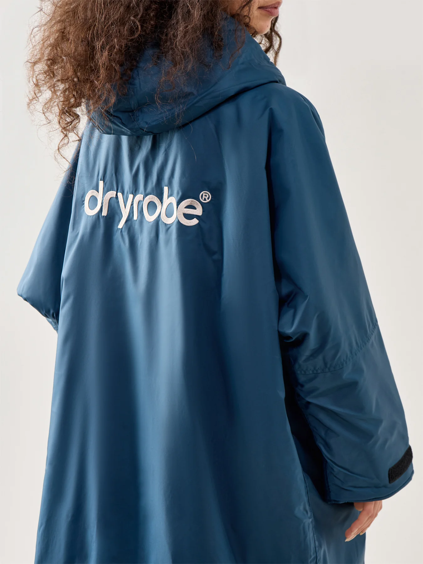 Advance Long Sleeve Changing Robe Blue - Image 3