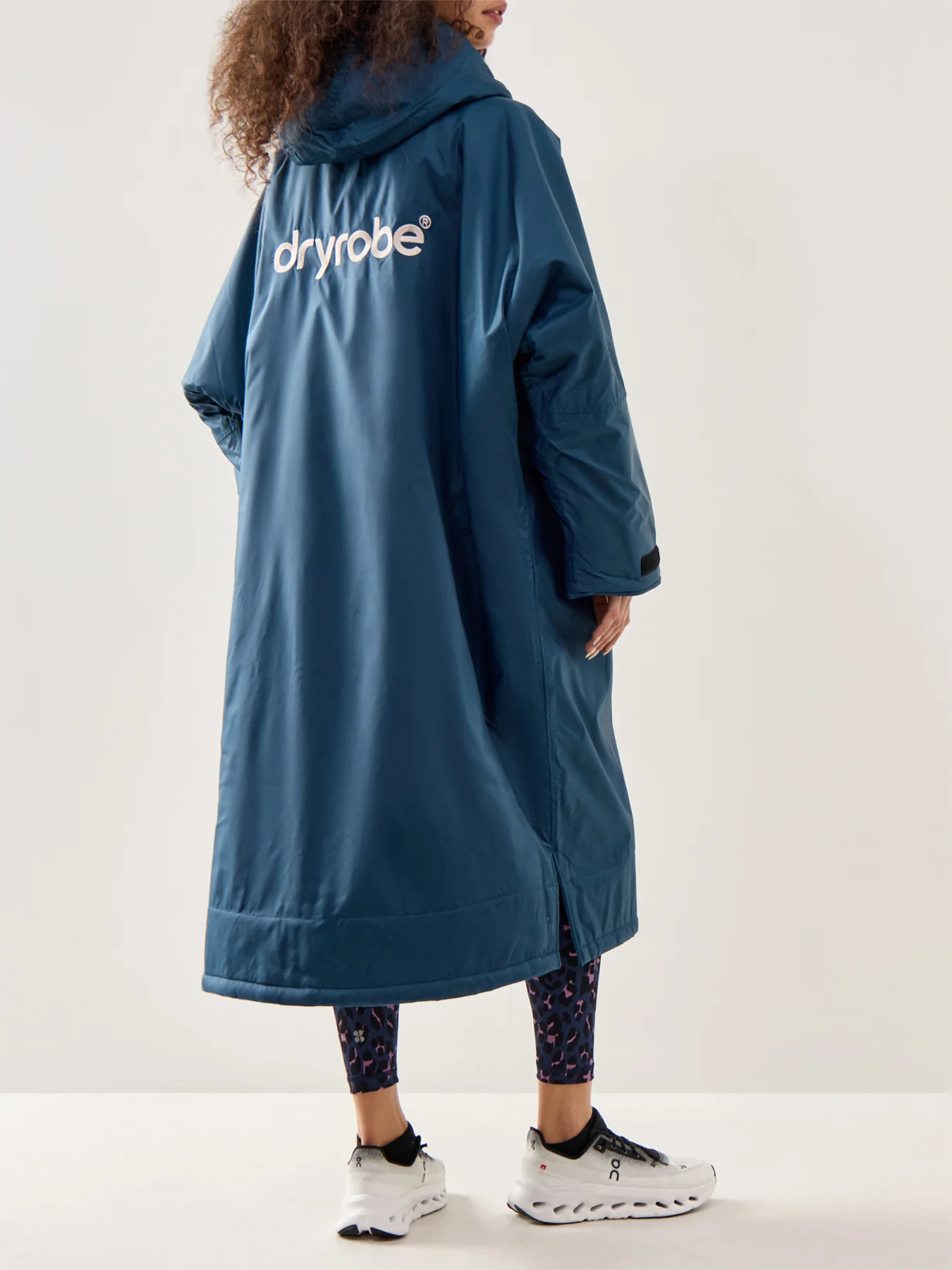 Advance Long Sleeve Changing Robe Blue - Image 4