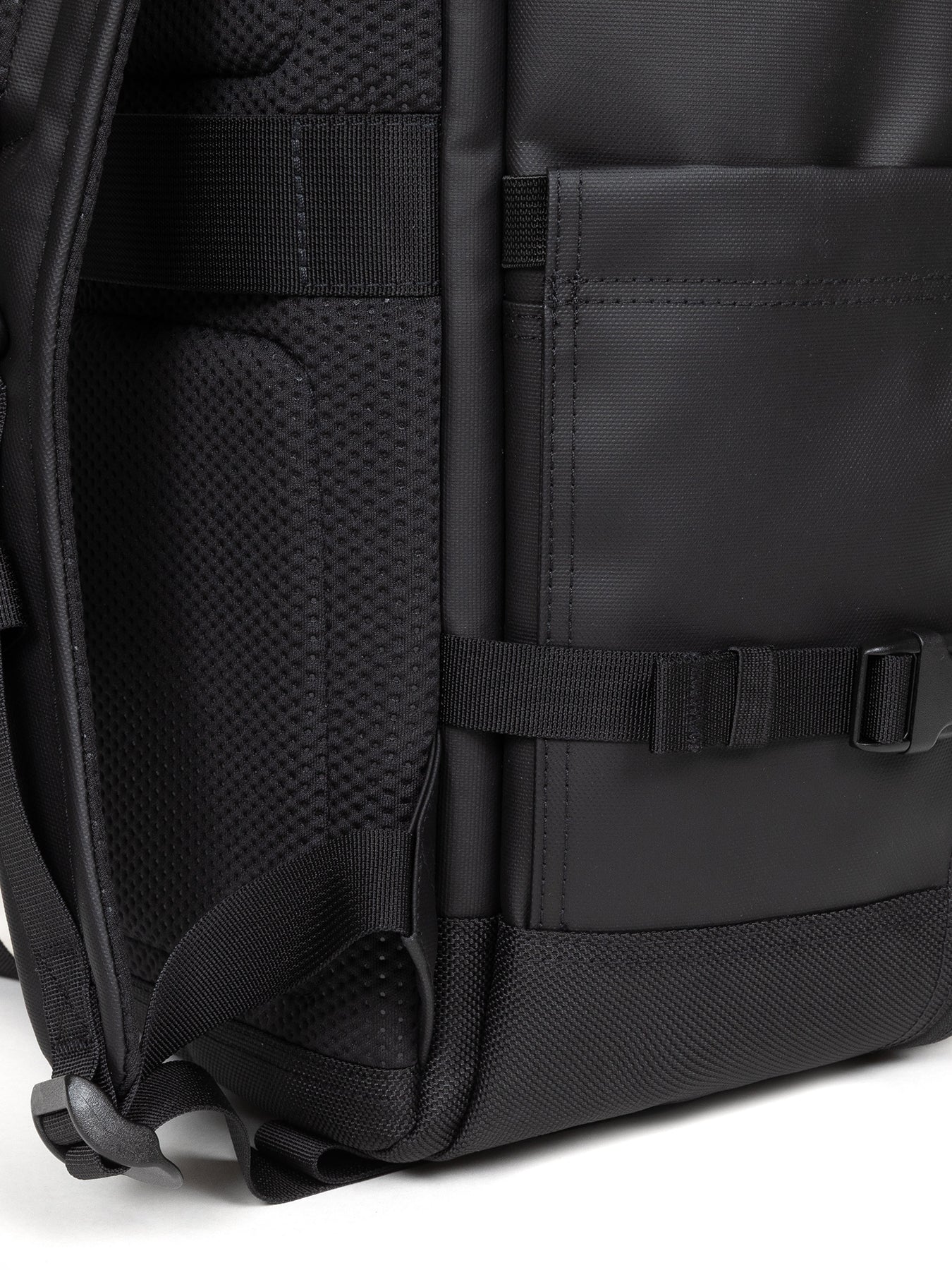 Tecum Cabin CNNCT Top Backpack Black - Image 4
