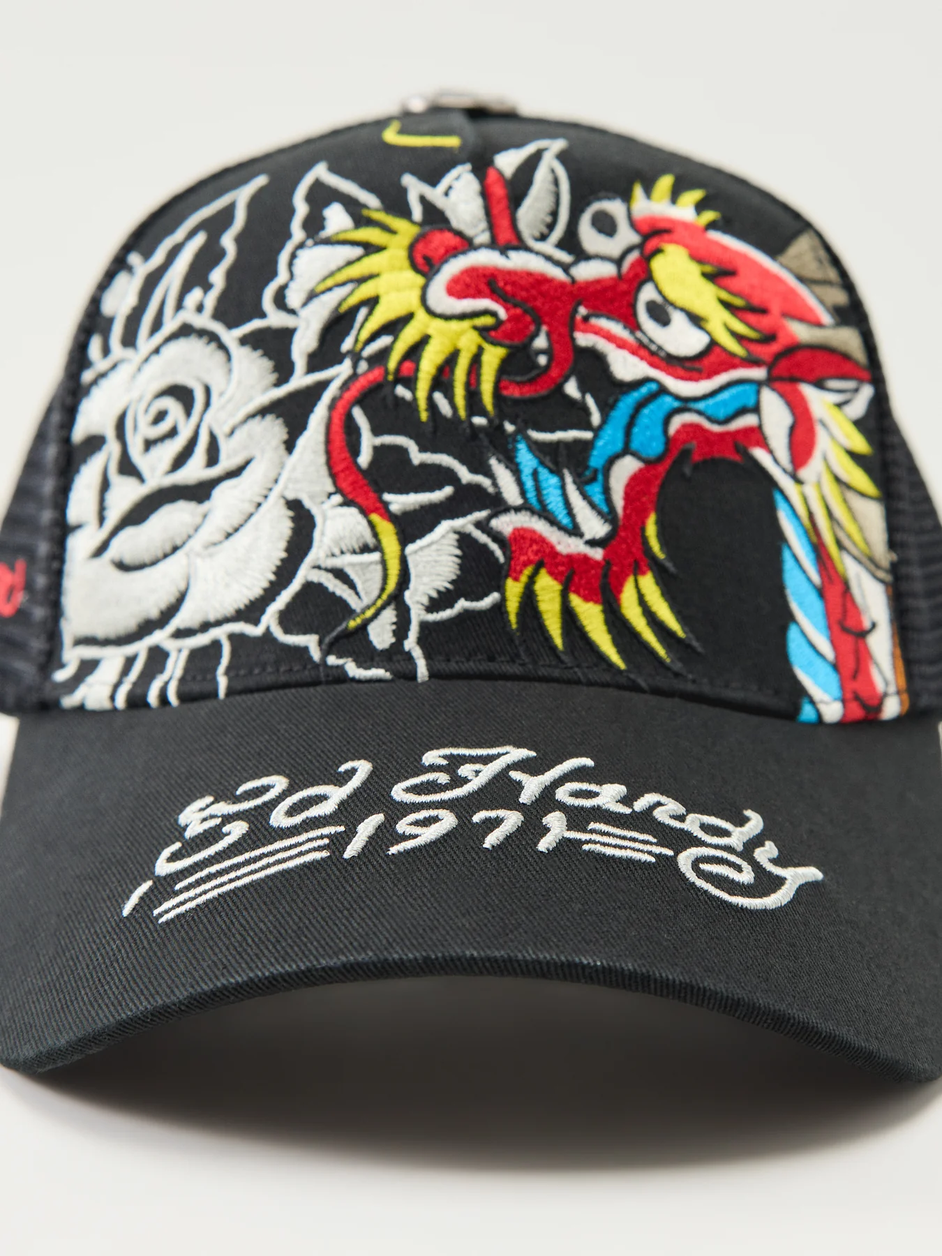 Graphic Trucker Cap Black - Image 3