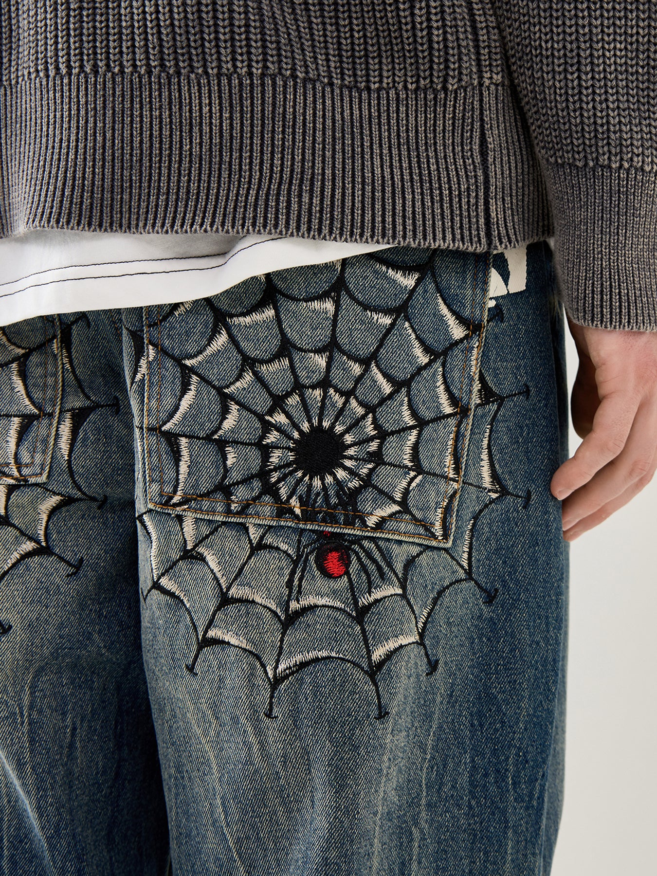 Black Widow Jeans Sand Wash Blue - Image 3