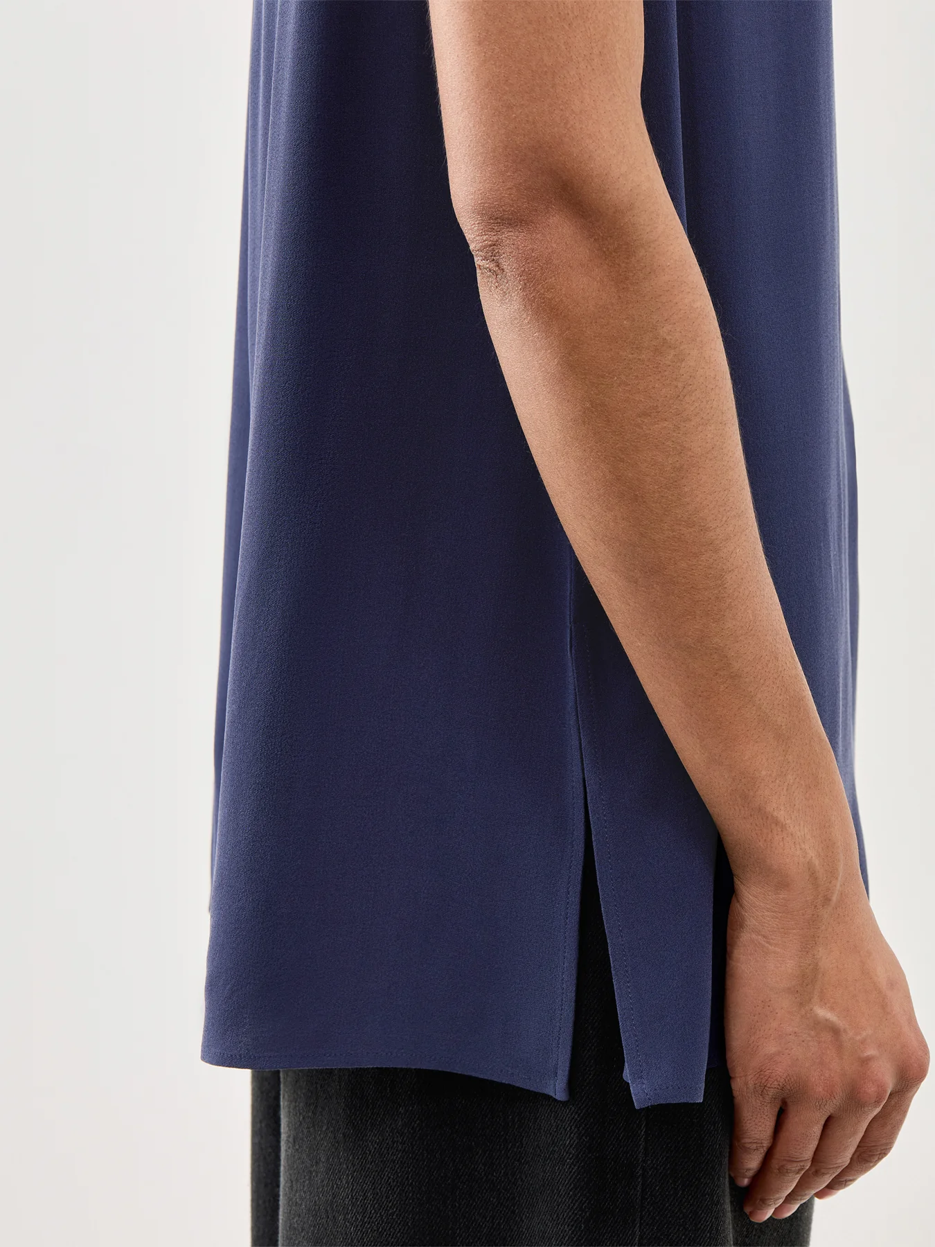 Sleeveless Tunic Navy - Image 3