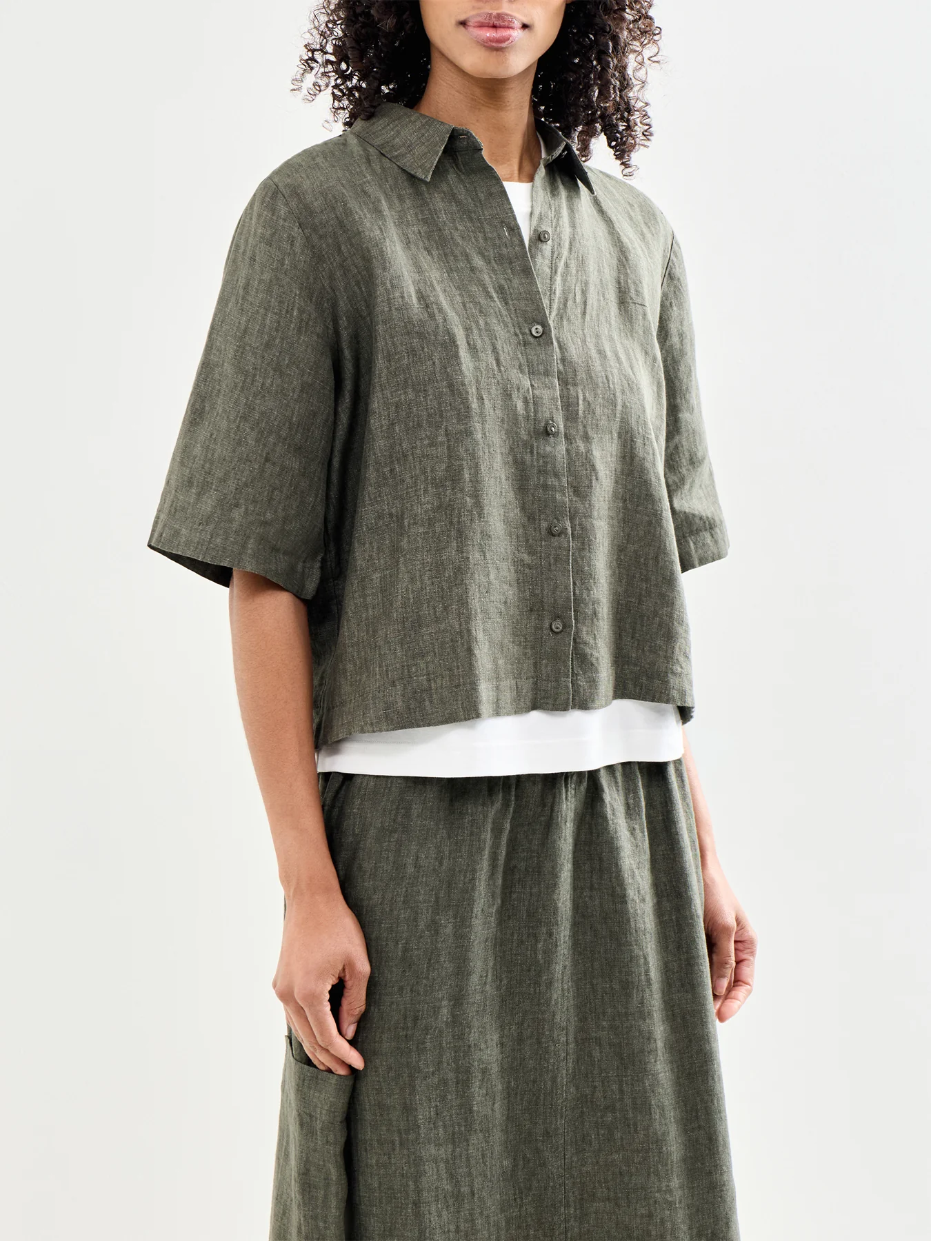 Classic Collar Elbow Sleeve Shirt Khaki - Image 4