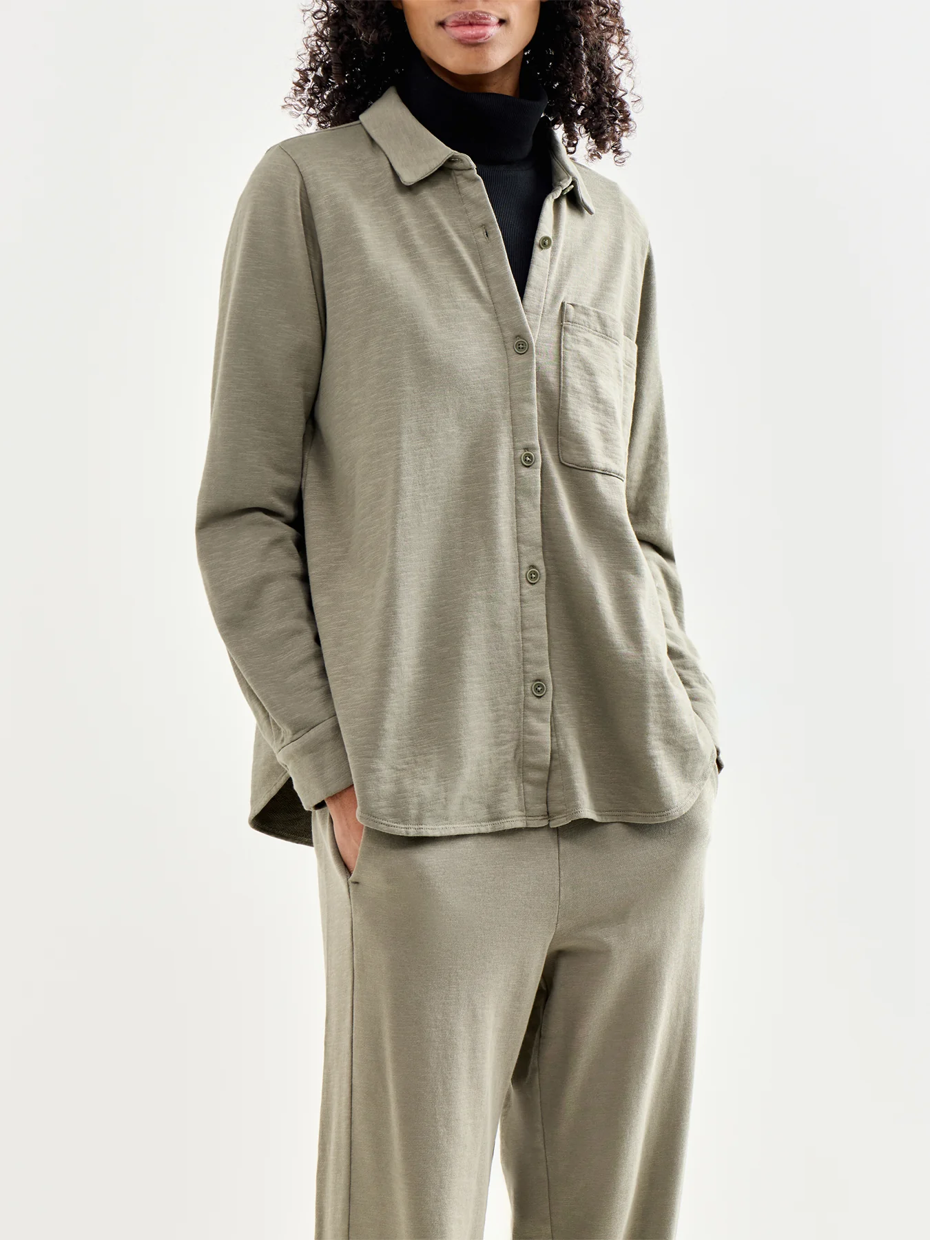 Classic Collar Shirt Khaki - Image 4
