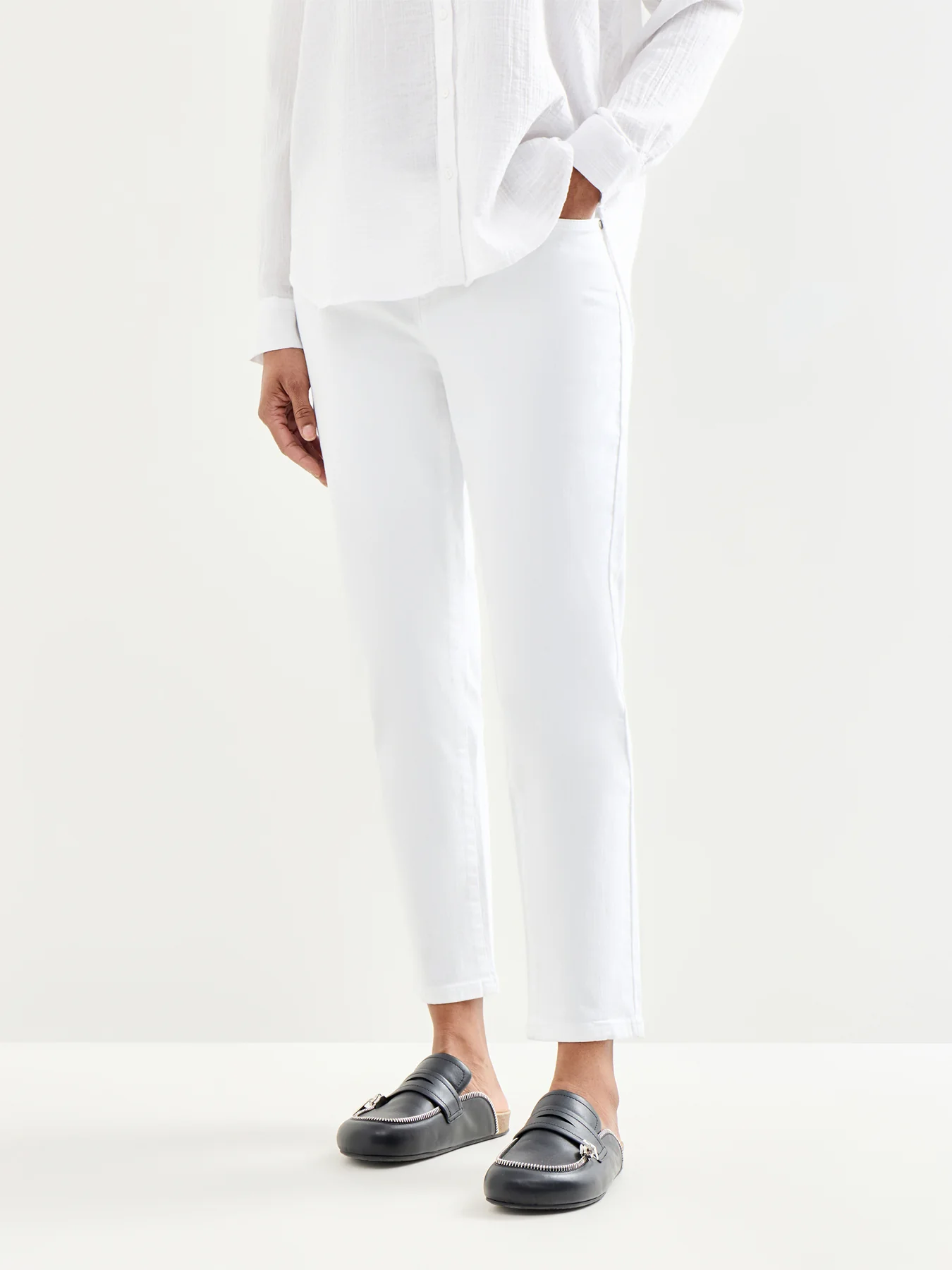 High Waisted Slim Ankle Pant White - Image 4