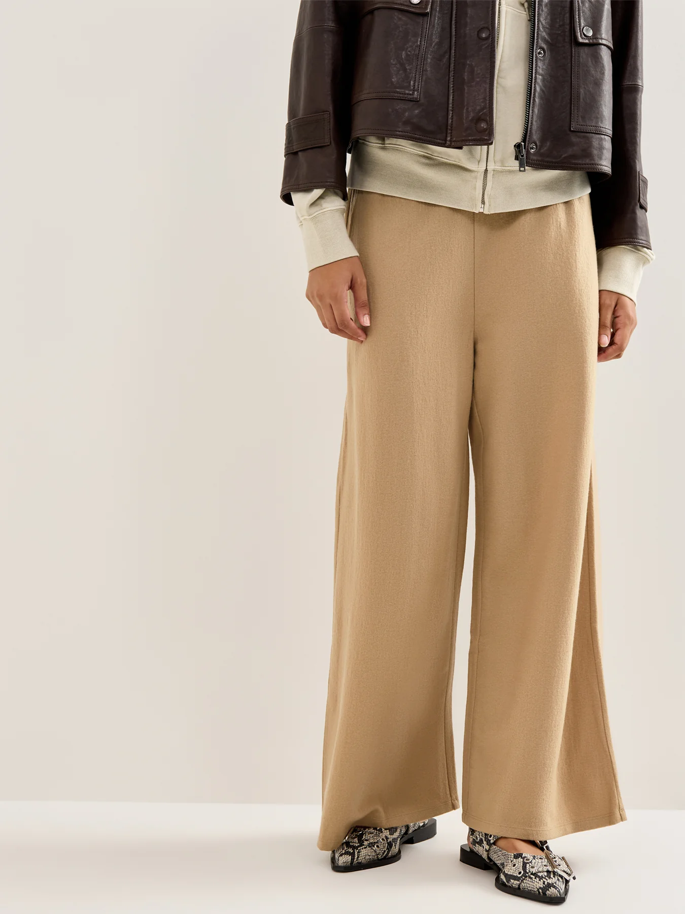 Wide Ankle Pants Biscuit - Image 4