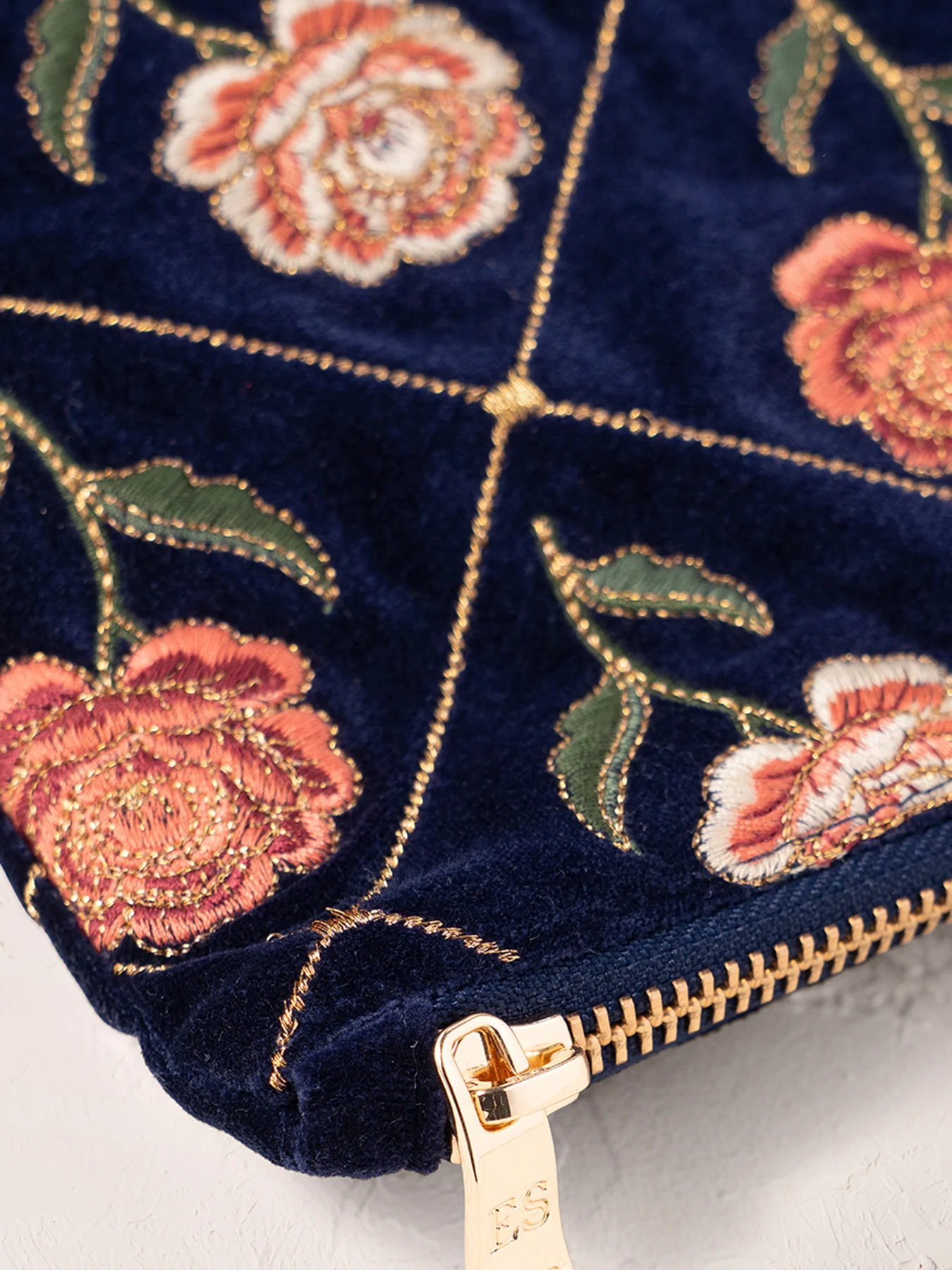 Rose Velvet Everyday Pouch Navy - Image 2