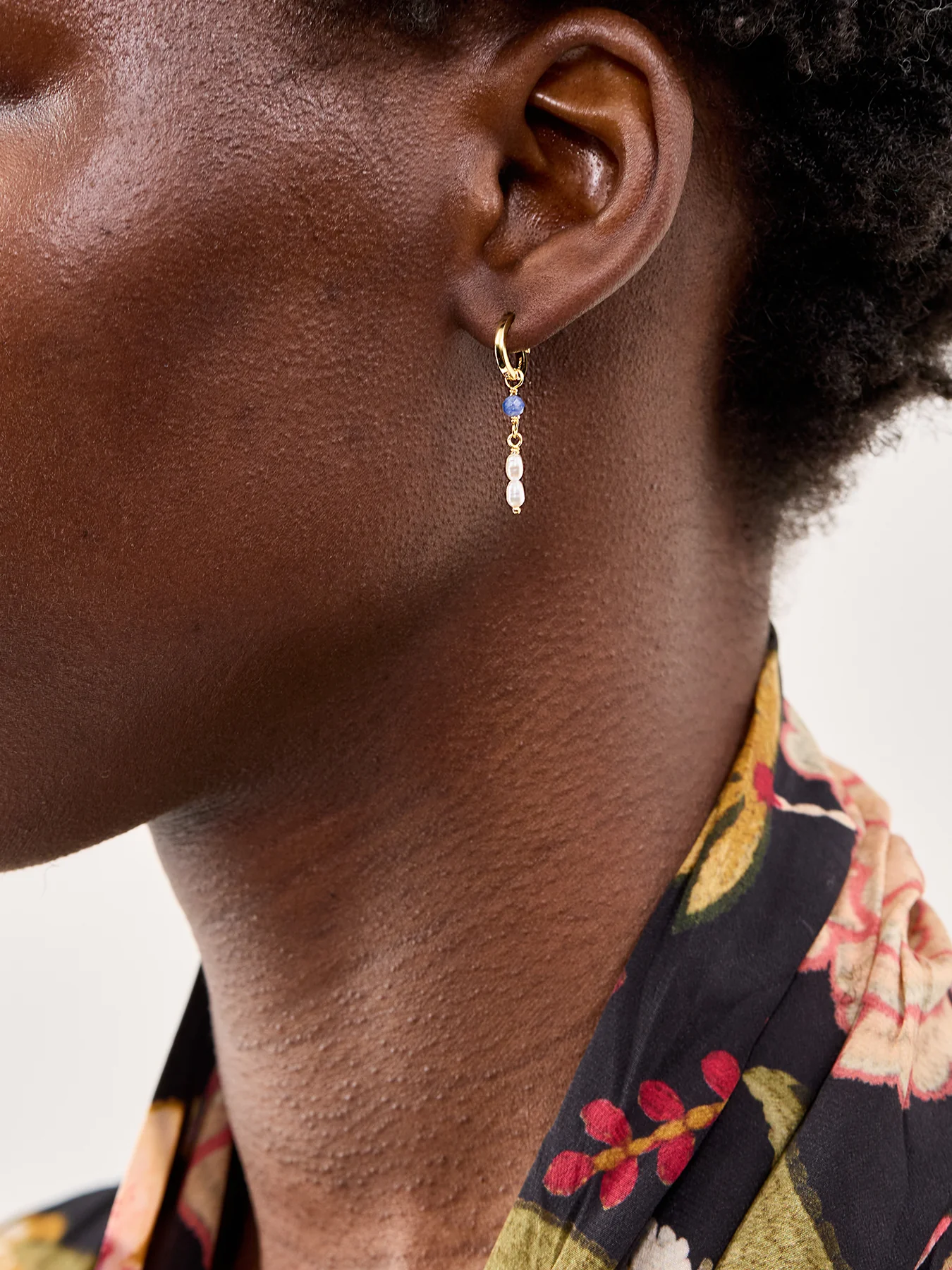 Liva Blue Quartz Hoop Earrings Gold - Image 2