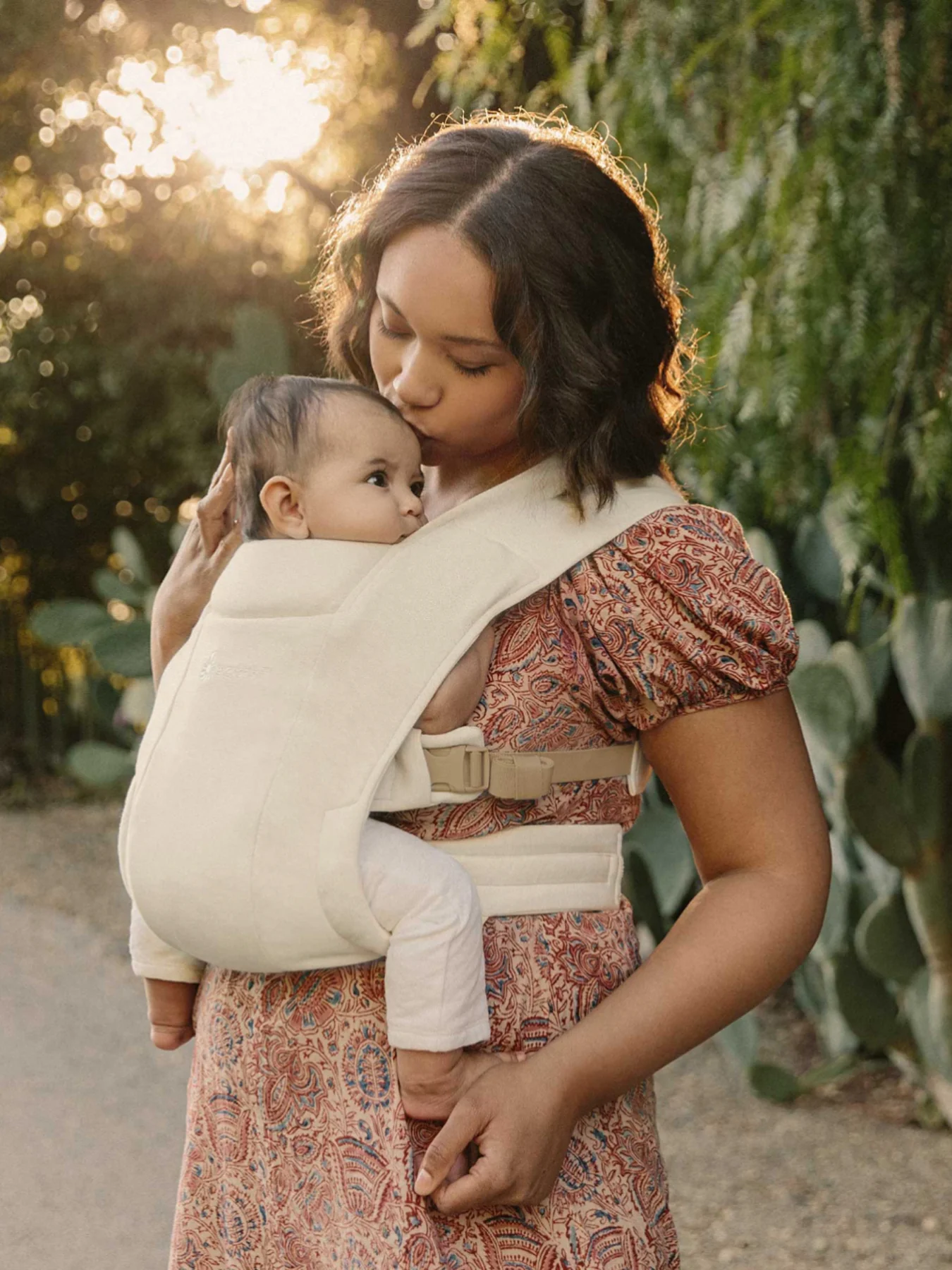 Embrace Carrier Knit Cream - Image 2