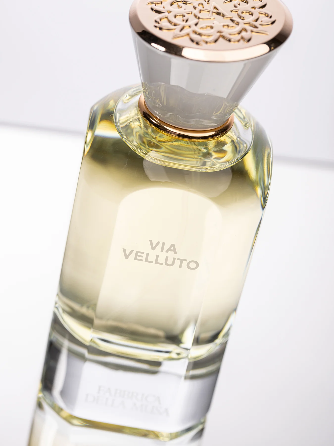 Via Velluto Eau de Parfum 100ml - Image 2