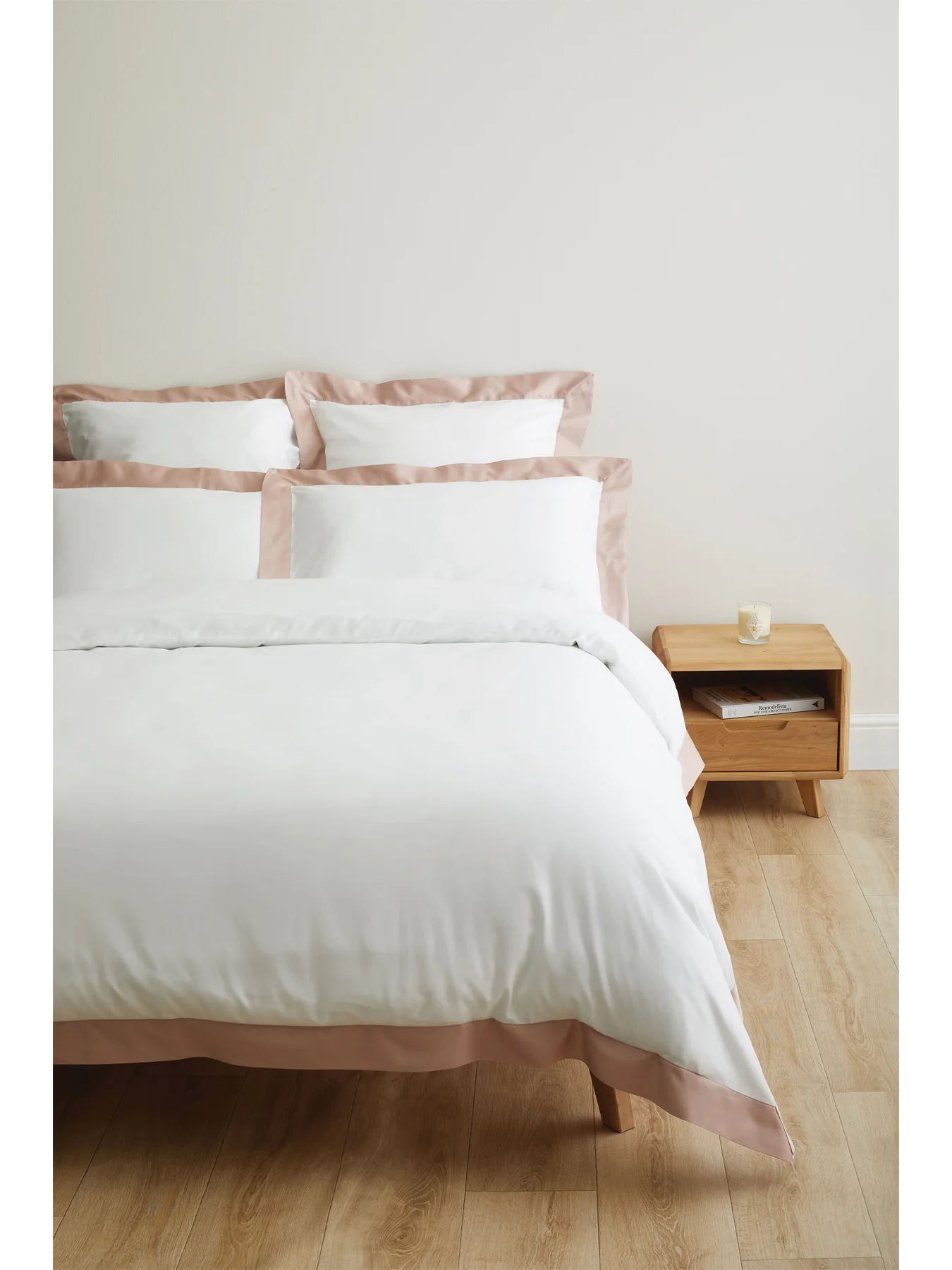 Tyne Collection Fitted Sheet Double Pink - Image 2