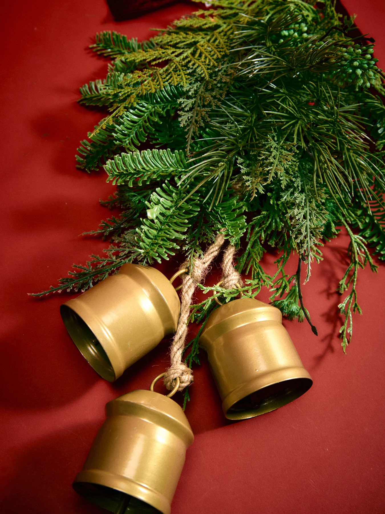 Belmesthorpe Bow & Bells Christmas Hanging Decoration - Image 2