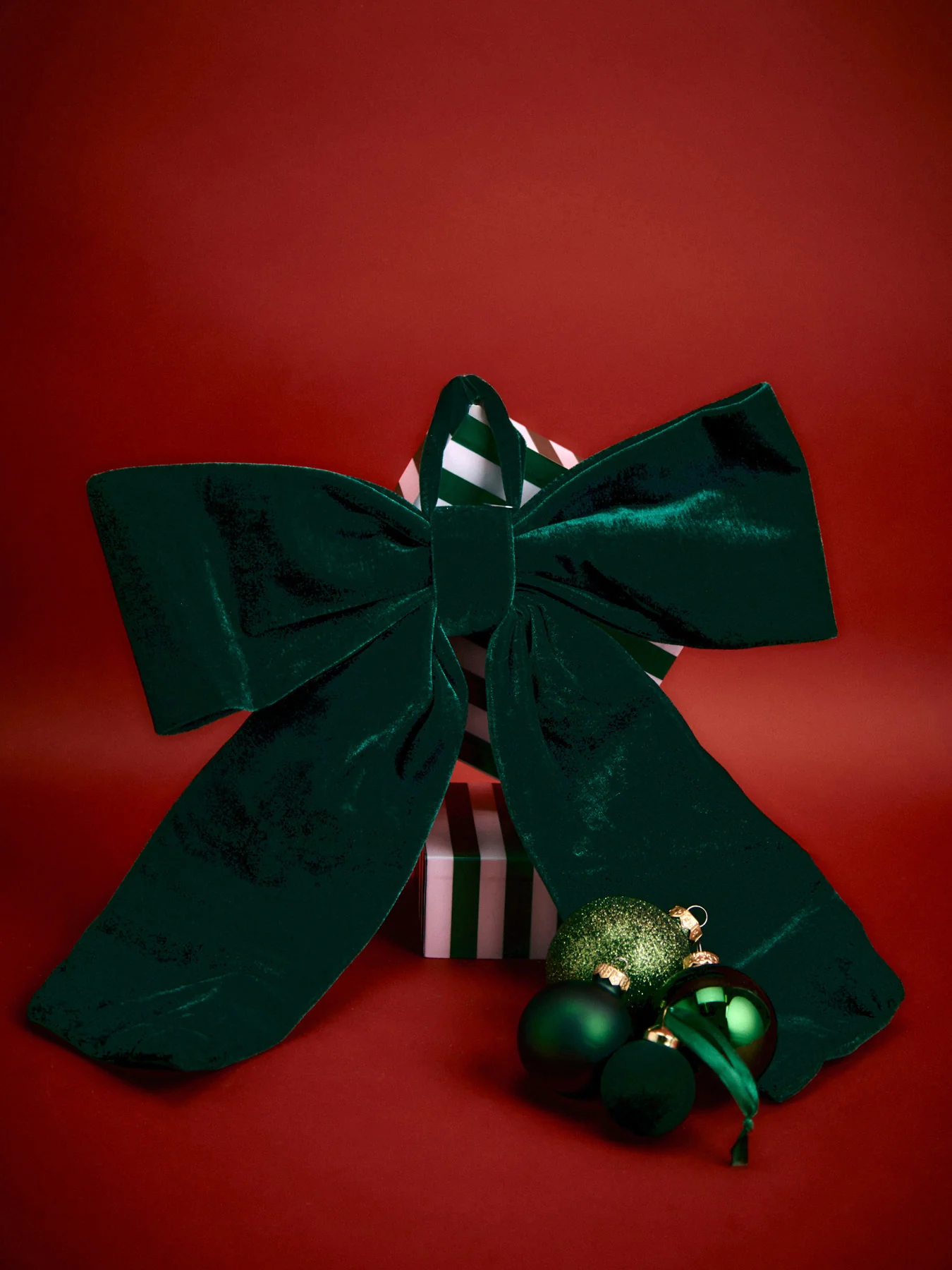 Velvet Bow For Christmas Decoration 38cm Green - Image 2